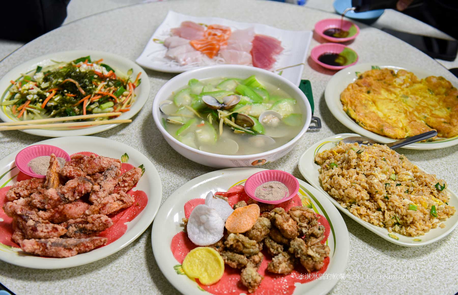 基隆美食｜榮生魚片成功市場當地受歡迎的海鮮熱炒餐廳（有影片） @冰淇淋貓的軟爛生活