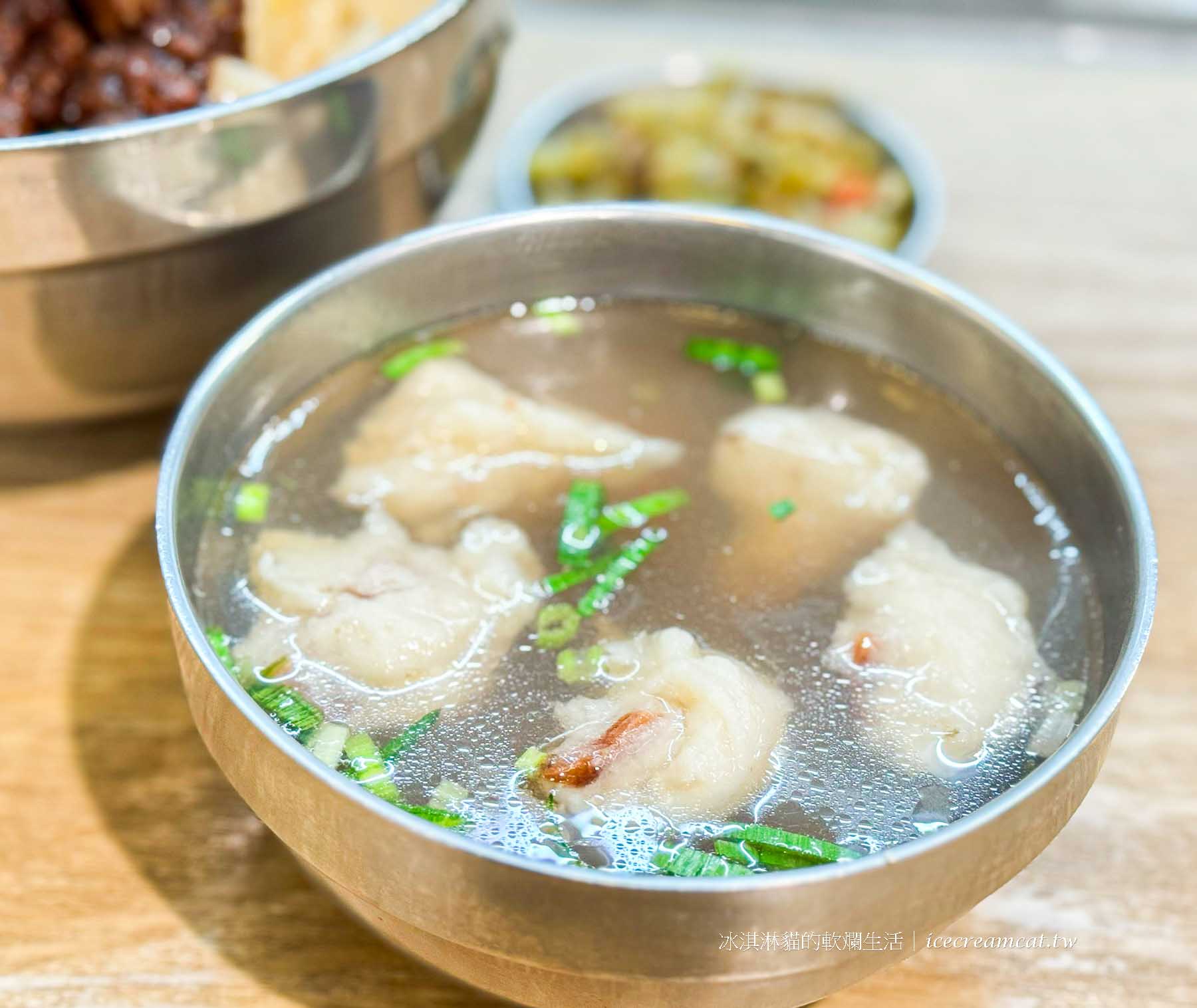 【士林劍潭美食】王艇長酢醬麵前港街小吃，菜單必點酢醬麵和滷味 @冰淇淋貓的軟爛生活