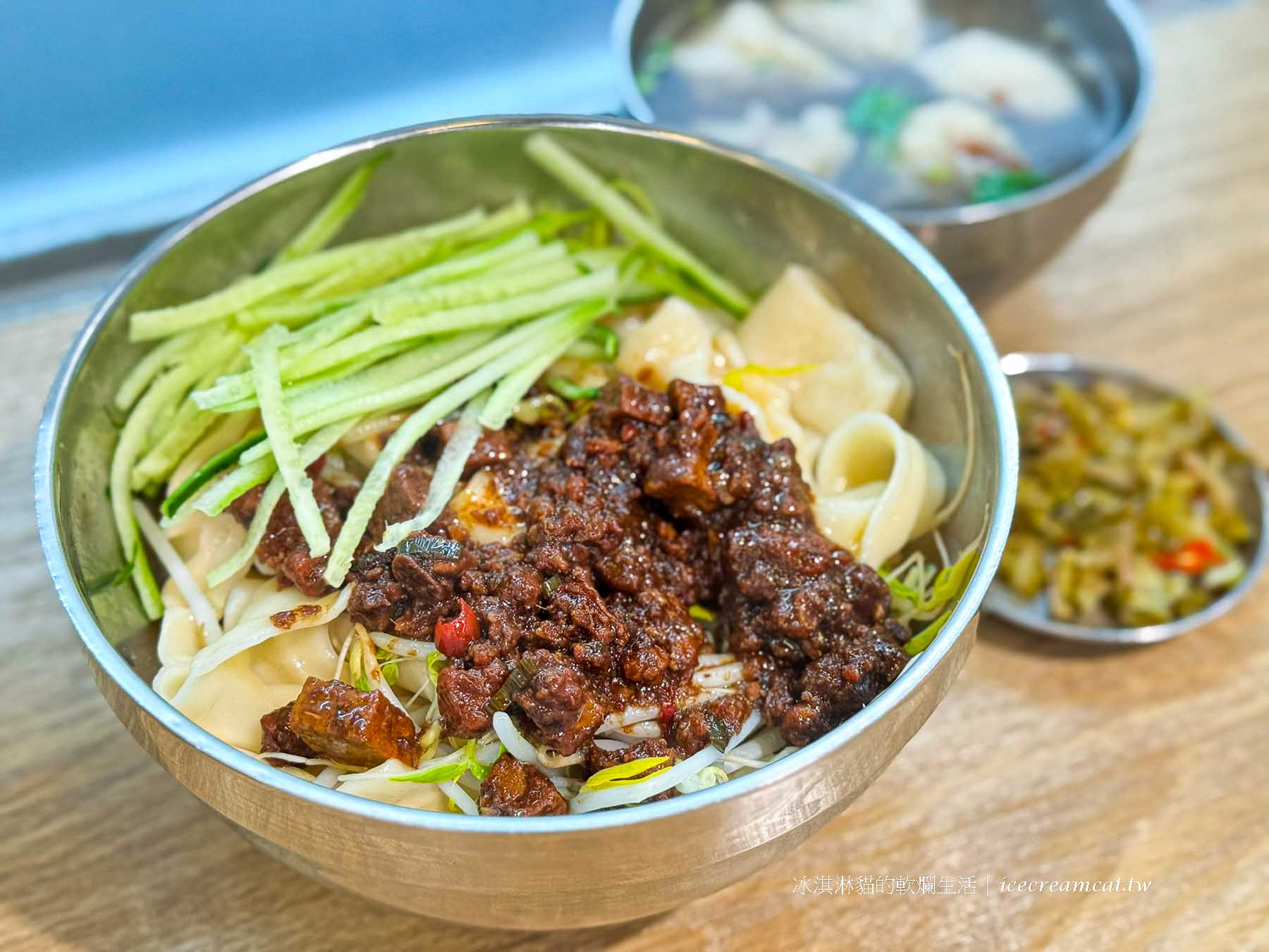 北投美食｜雲鼎阿二麻辣食堂石牌創始店，必點煲類和滷肉飯宵夜也吃的到 @冰淇淋貓的軟爛生活