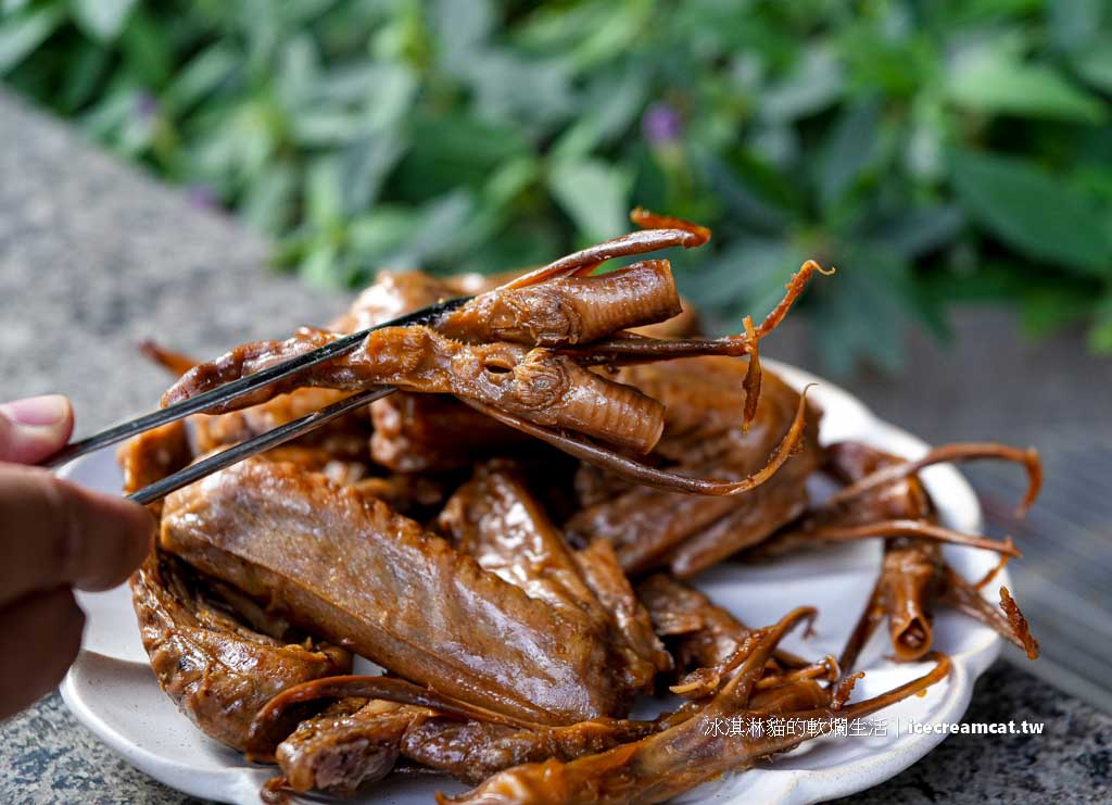 【北投石牌美食】追蕾醬香黑鴨古法滷味無醬油，宵夜必備菜單必點鴨翅 @冰淇淋貓的軟爛生活