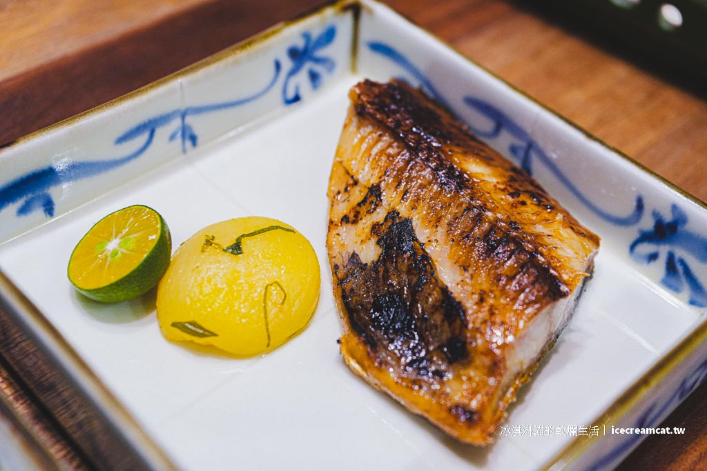 【六張犁美食】神樂坂割烹日本料理無菜單料理，信義區約會慶生優選 @冰淇淋貓的軟爛生活