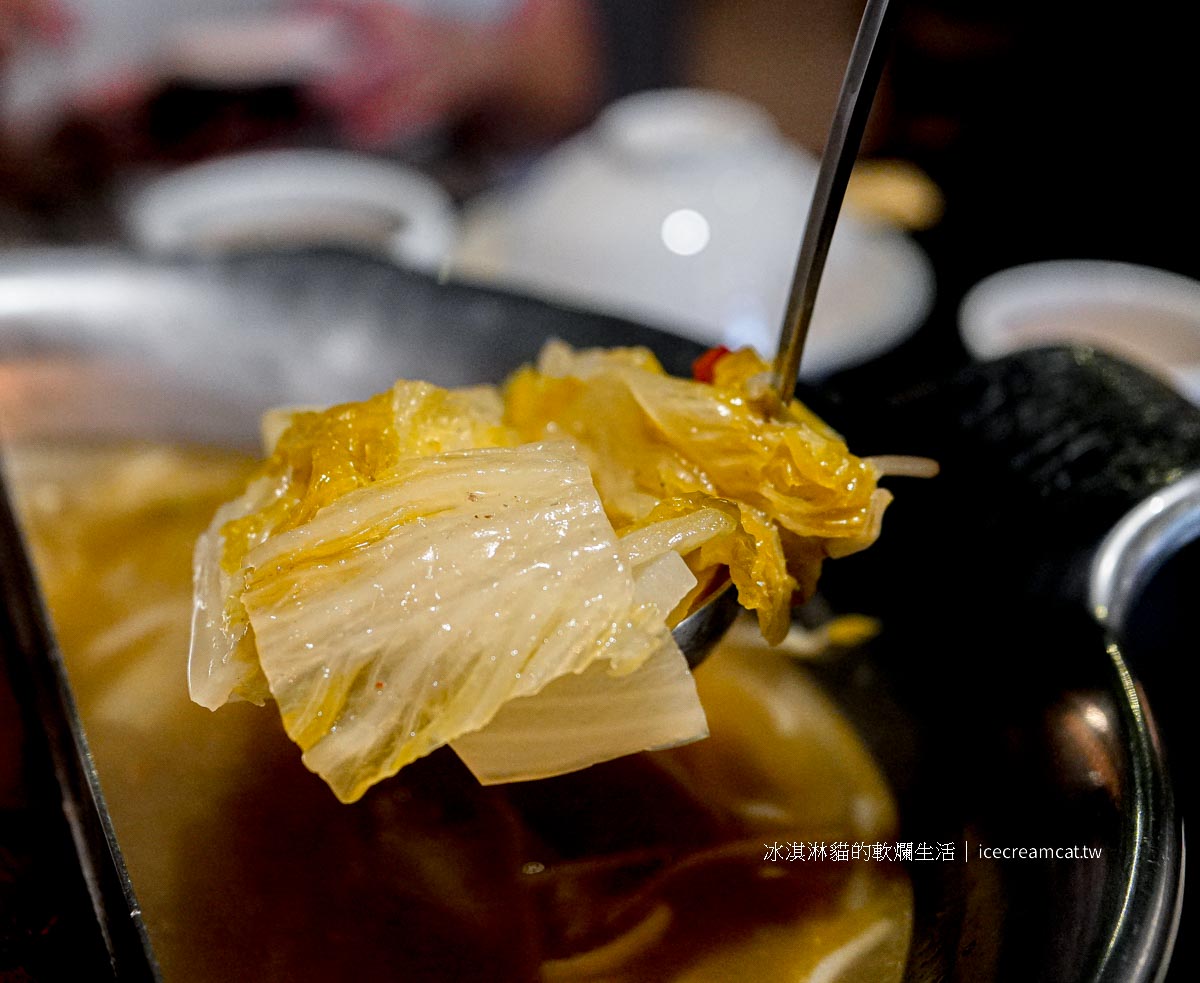 【迪化街美食】本鼎堂台式漢方麻辣鍋 北門站火鍋推薦，大稻埕特色麻辣湯頭 @冰淇淋貓的軟爛生活