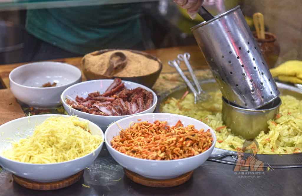 台北迪化街潤餅推薦｜林良號潤餅在永樂市場的排隊美食(有影片)大稻埕必吃美食 @冰淇淋貓的軟爛生活