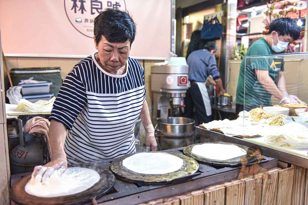 迪化街美食｜合興糕糰壹玖肆柒70年老店，大稻埕下午茶糕點、鬆糕推薦 @冰淇淋貓的軟爛生活