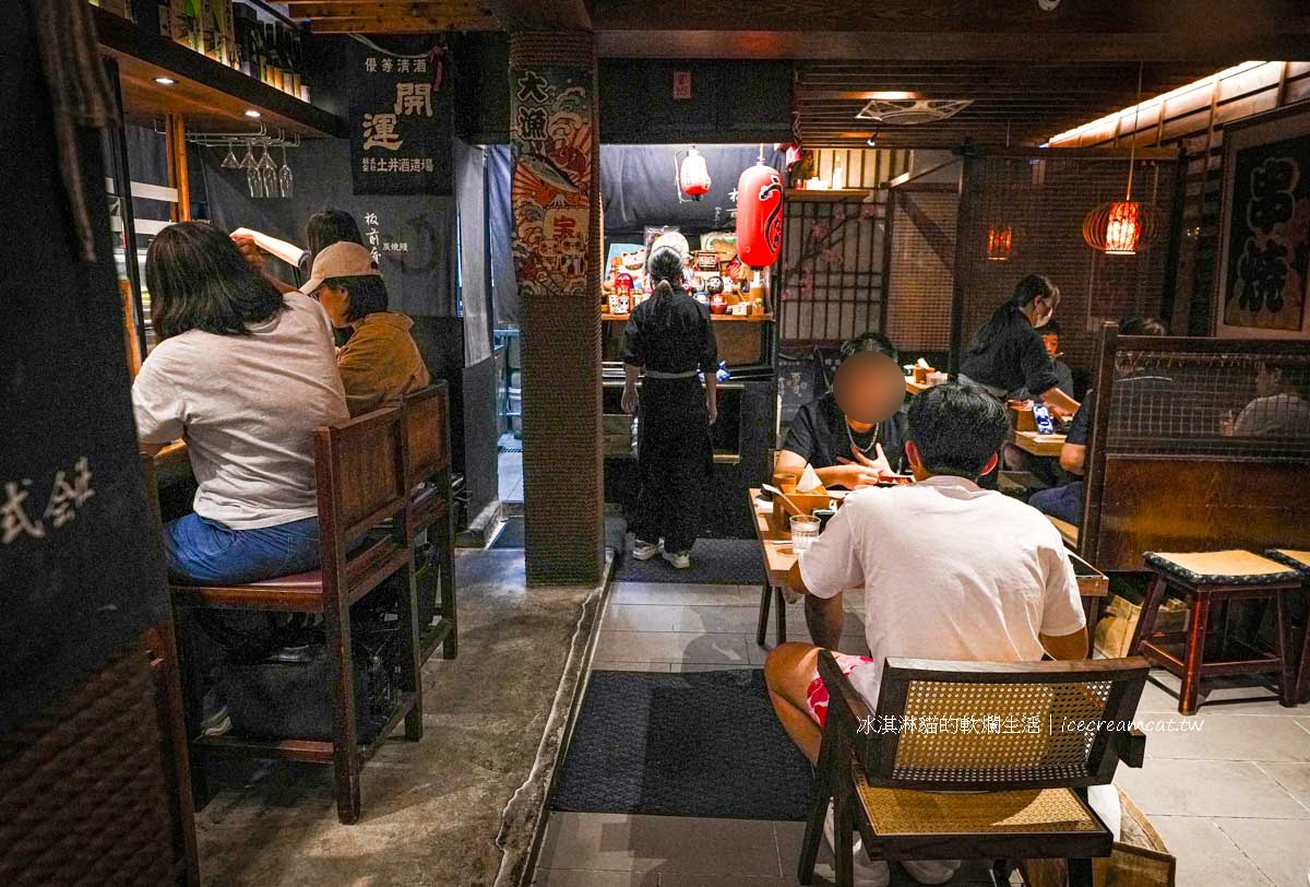 【南港展覽館美食】板前屋炭烤鰻魚飯必吃白燒無刺鰻魚飯，雲林自養活鰻直送 @冰淇淋貓的軟爛生活