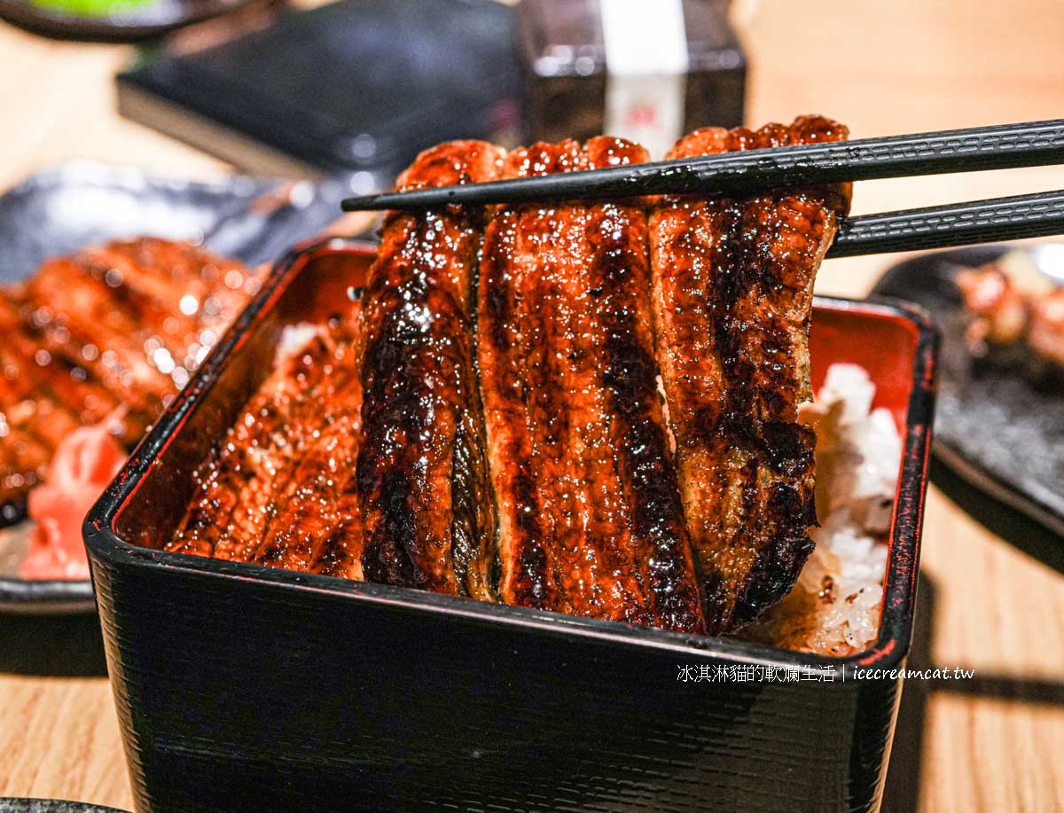 【南港展覽館美食】板前屋炭烤鰻魚飯必吃白燒無刺鰻魚飯，雲林自養活鰻直送 @冰淇淋貓的軟爛生活