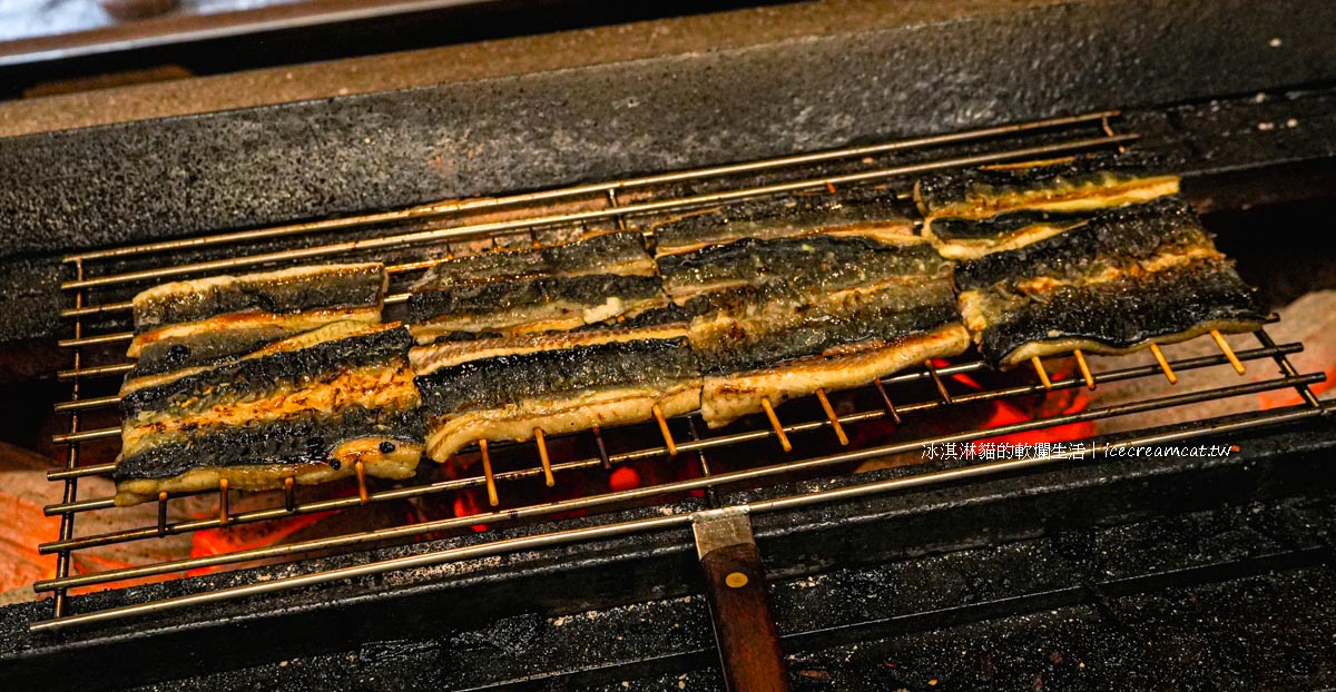 【南港展覽館美食】板前屋炭烤鰻魚飯必吃白燒無刺鰻魚飯，雲林自養活鰻直送 @冰淇淋貓的軟爛生活