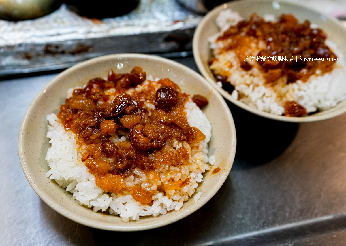 【基隆美食】廟口夜市22號蝦仁羹豬腳，菜單必點滷肉飯和豬腳！ @冰淇淋貓的軟爛生活