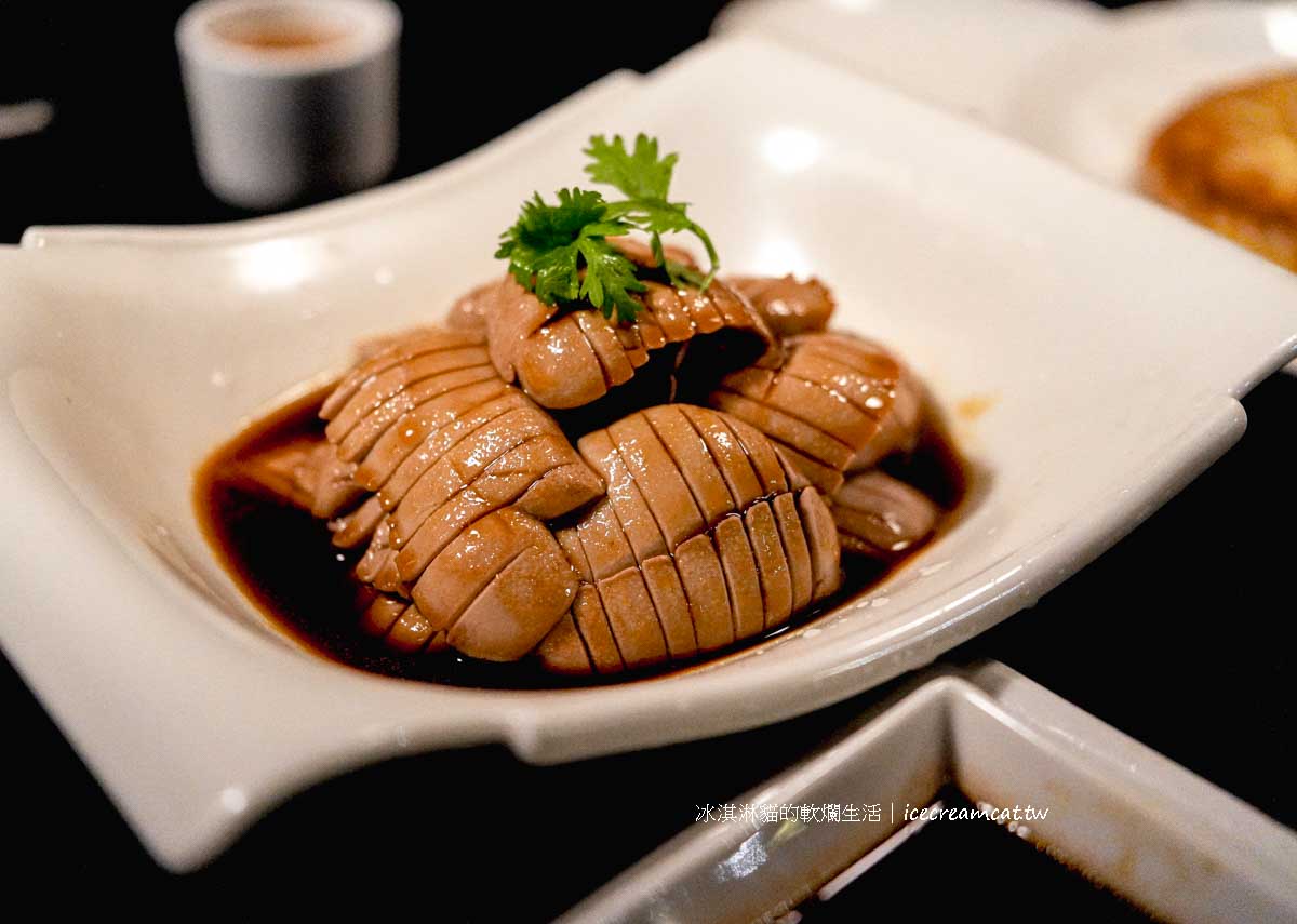 My灶餐廳｜台北中山區米其林台菜，捷運松江南京站美食菜單推薦麻油雞飯 @冰淇淋貓的軟爛生活