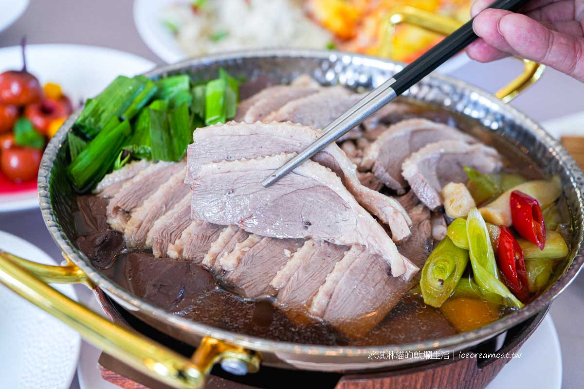 【台中｜台北美食】新天地梧棲創始店海鮮餐廳桌菜推薦，氣派包廂適合聚餐婚宴抓周 @冰淇淋貓的軟爛生活