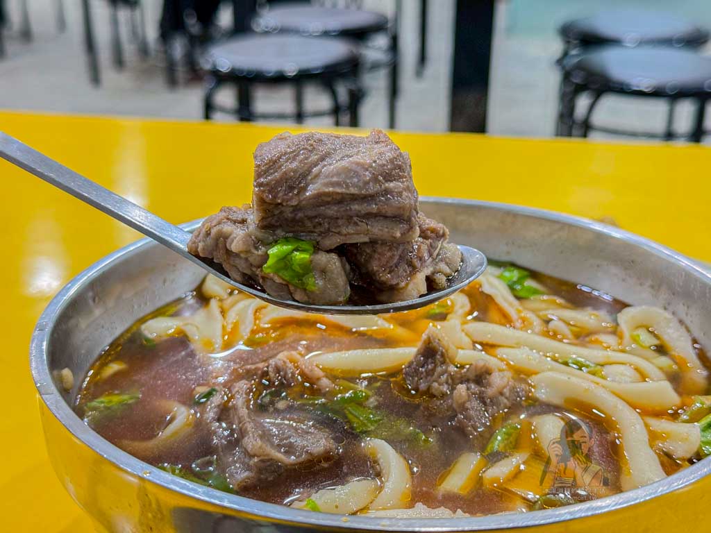 天母美食｜一品山西刀削麵菜單必吃蕃茄牛肉麵，天母國小附近小吃 @冰淇淋貓的軟爛生活