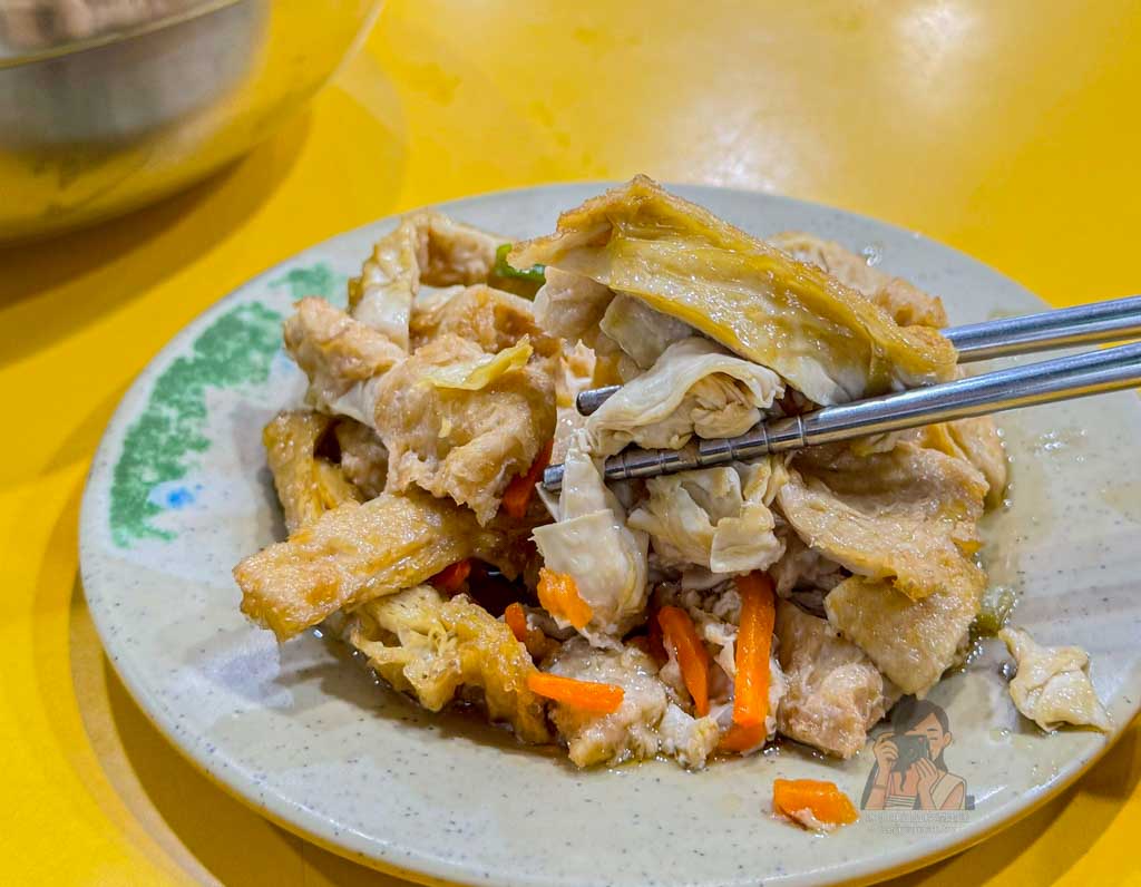 天母美食｜一品山西刀削麵菜單必吃蕃茄牛肉麵，天母國小附近小吃 @冰淇淋貓的軟爛生活