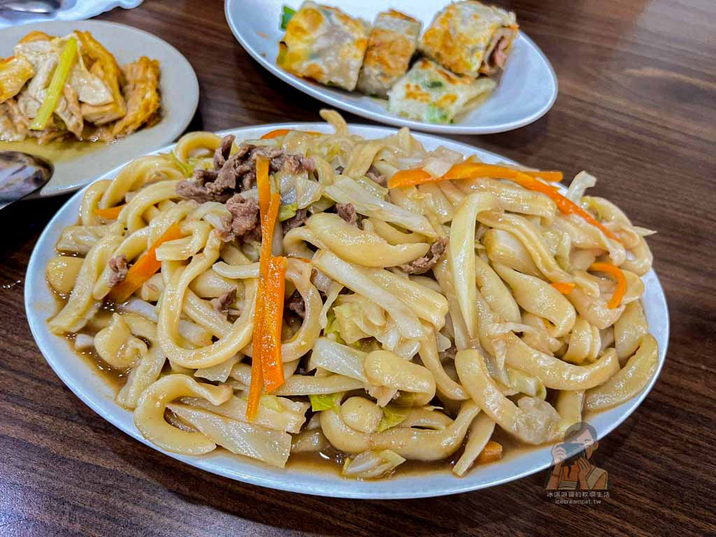 天母美食｜一品山西刀削麵菜單必吃蕃茄牛肉麵，天母國小附近小吃 @冰淇淋貓的軟爛生活