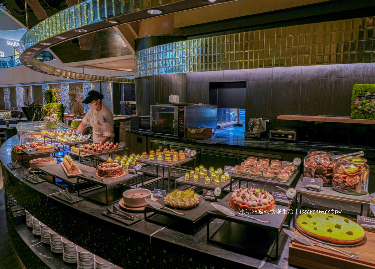 【台北晶華酒店栢麗廳 Brasserie】2025最新吃到飽，訂位、價格與必吃推薦 @冰淇淋貓的軟爛生活