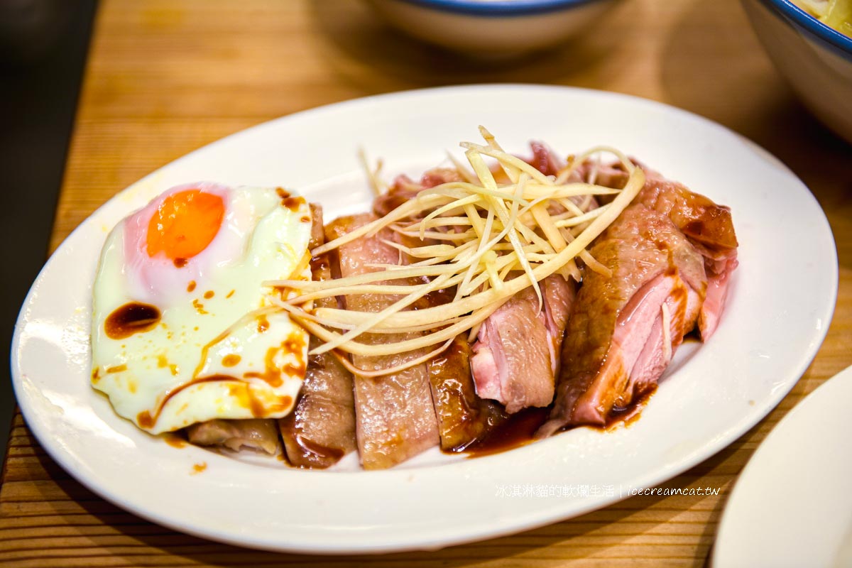【中和美食】竹林雞肉中和員山店米其林入選餐廳，必吃銷魂雞肉飯推薦 @冰淇淋貓的軟爛生活