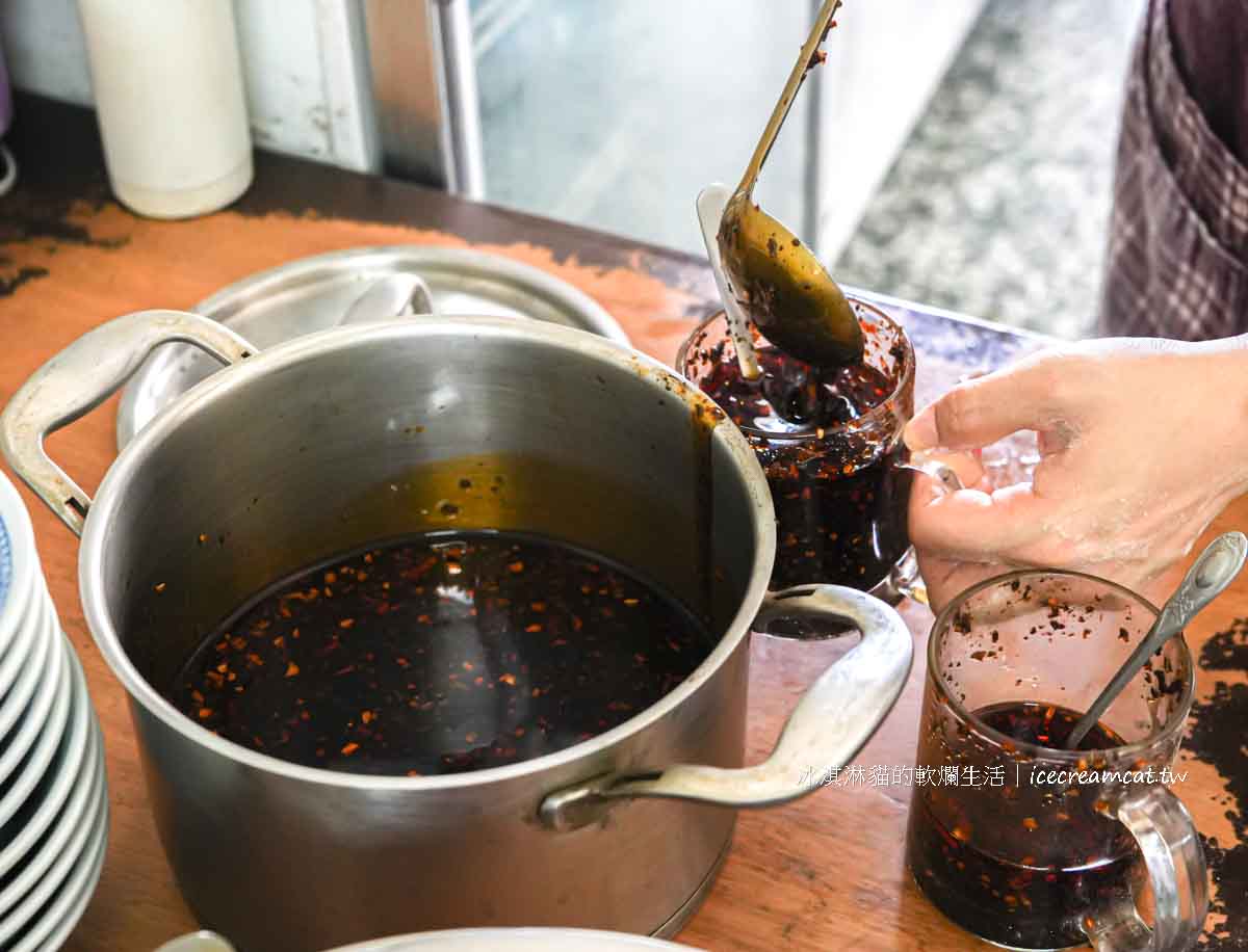 【士官長擀麵】台中清水必吃眷村擀麵，兄弟傳承父親的手藝每日現做手擀麵 @冰淇淋貓的軟爛生活