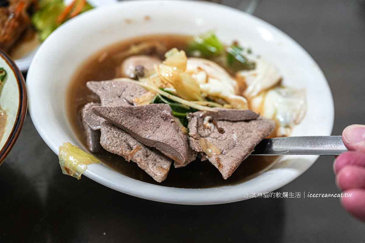 【士官長擀麵】台中清水必吃眷村擀麵，兄弟傳承父親的手藝每日現做手擀麵 @冰淇淋貓的軟爛生活