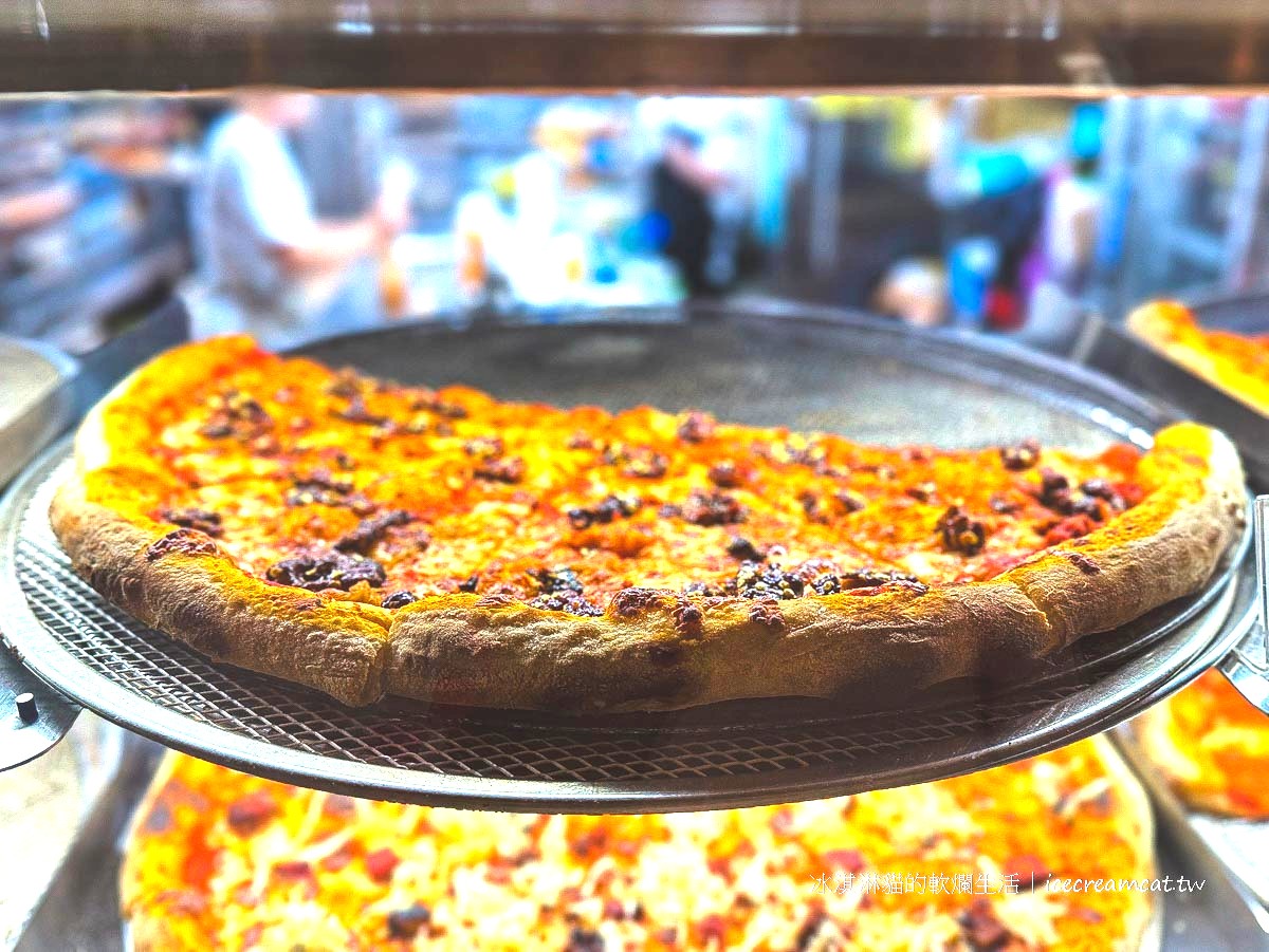 The Slice Shop 天母店｜士林芝山酸種薄餅披薩太驚豔！必吃清單公開，一店位於大安區 @冰淇淋貓的軟爛生活