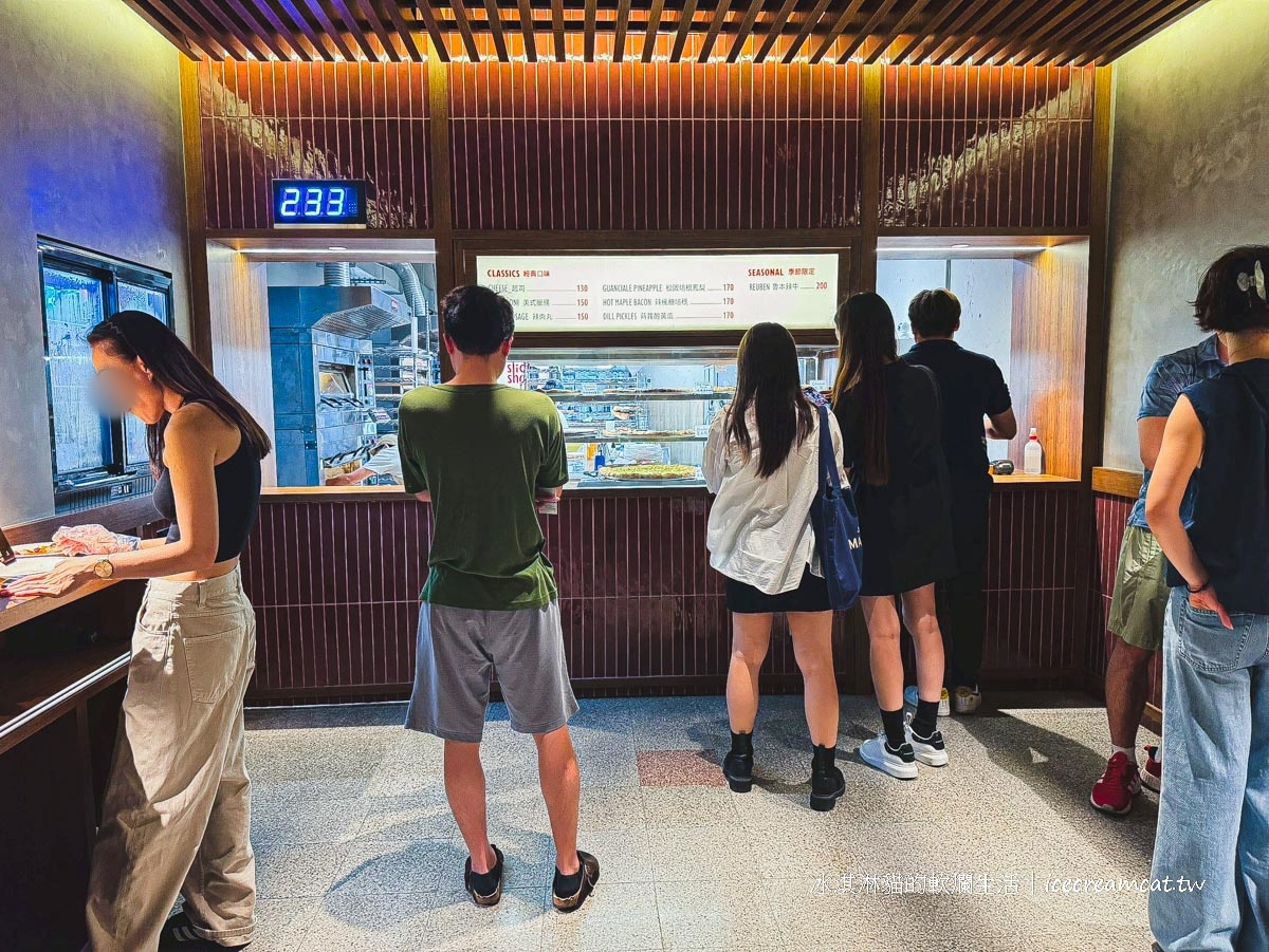 The Slice Shop 天母店｜士林芝山酸種薄餅披薩太驚豔！必吃清單公開，一店位於大安區 @冰淇淋貓的軟爛生活