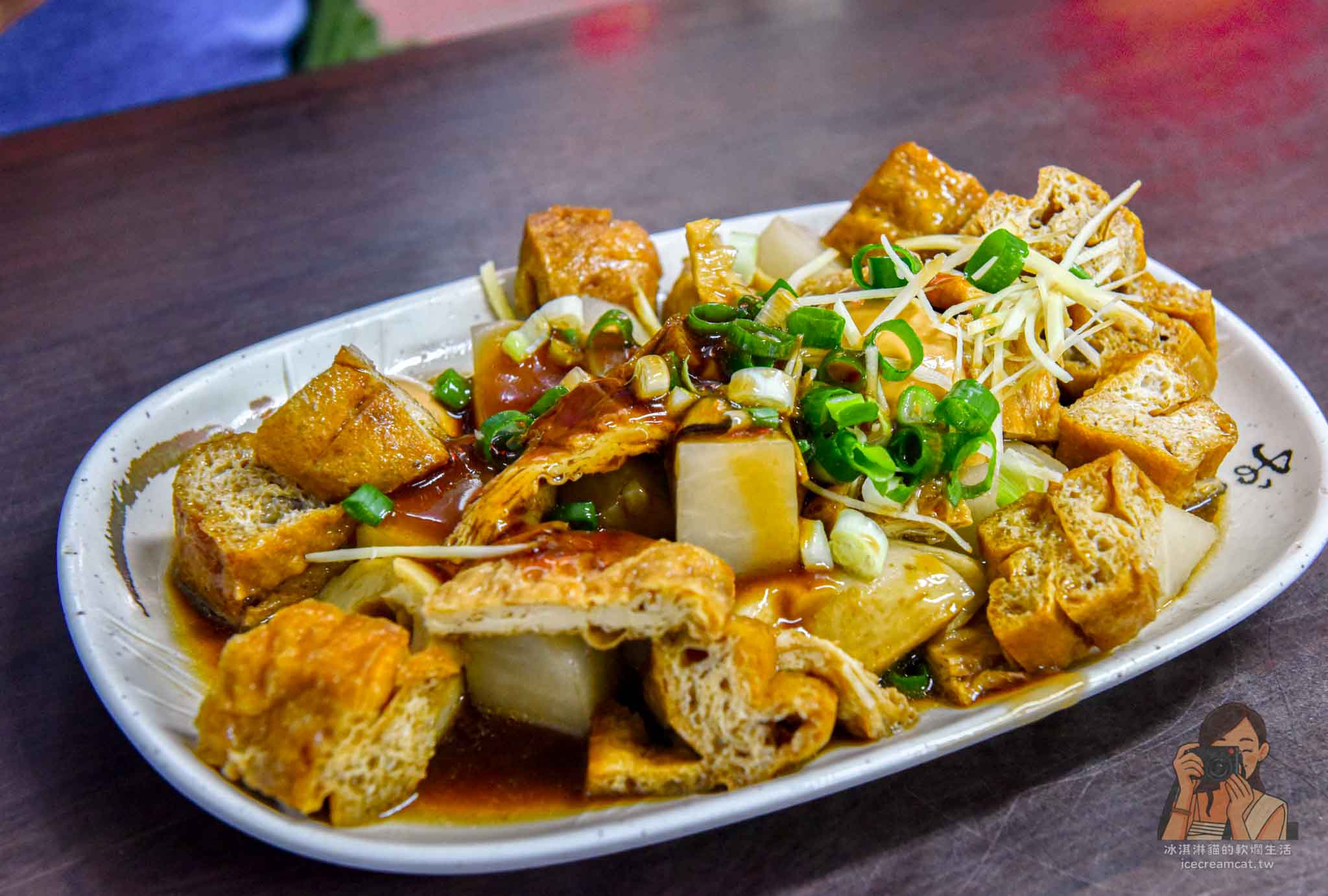 新莊美食｜旺旺餃子館菜單推薦韭菜水餃，戰車滷味價格親民 @冰淇淋貓的軟爛生活