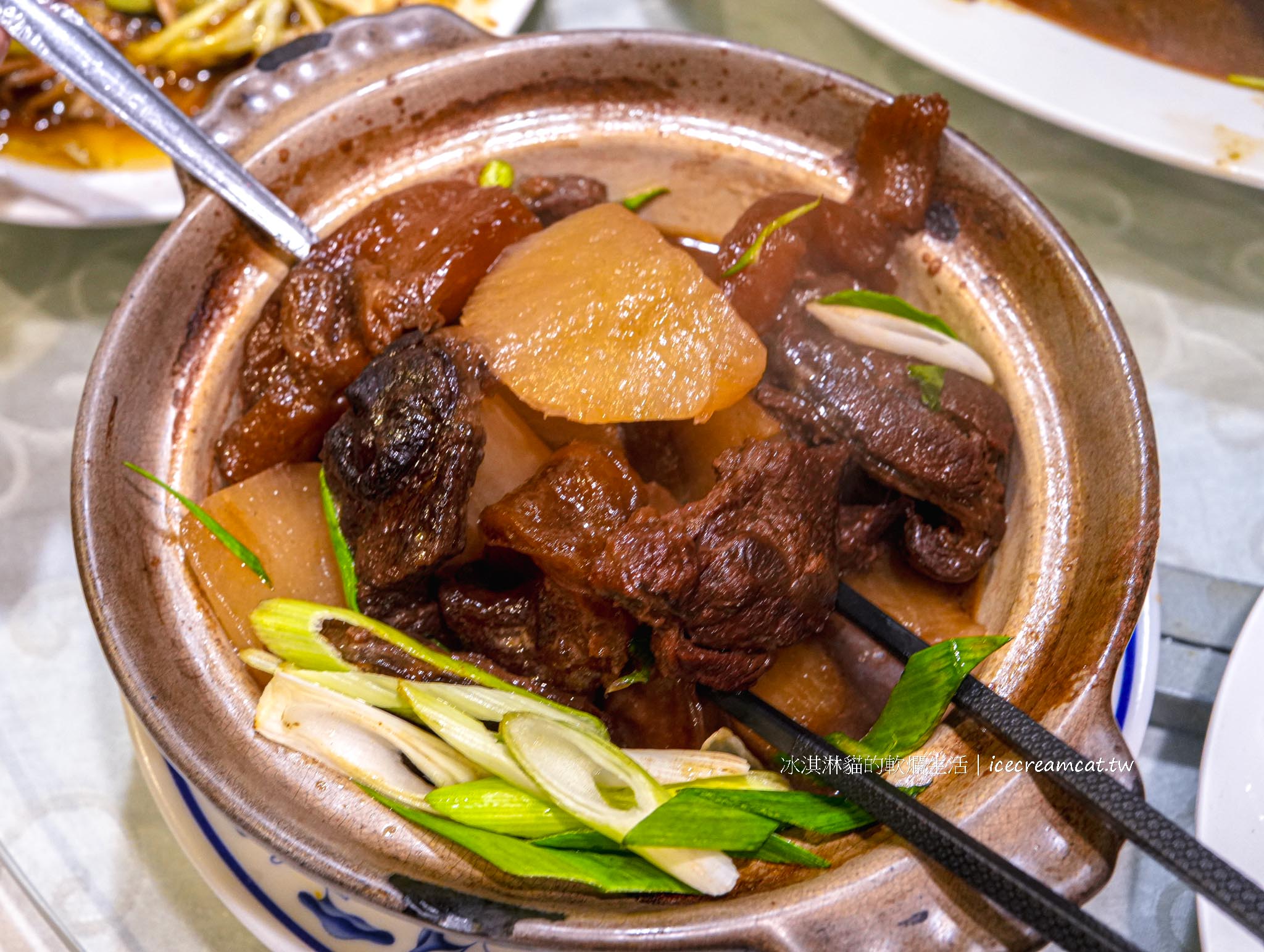 松江南京美食｜蘭姥姥小吃 台北江浙菜餐廳推薦，菜單必點紅蔥烤排 @冰淇淋貓的軟爛生活