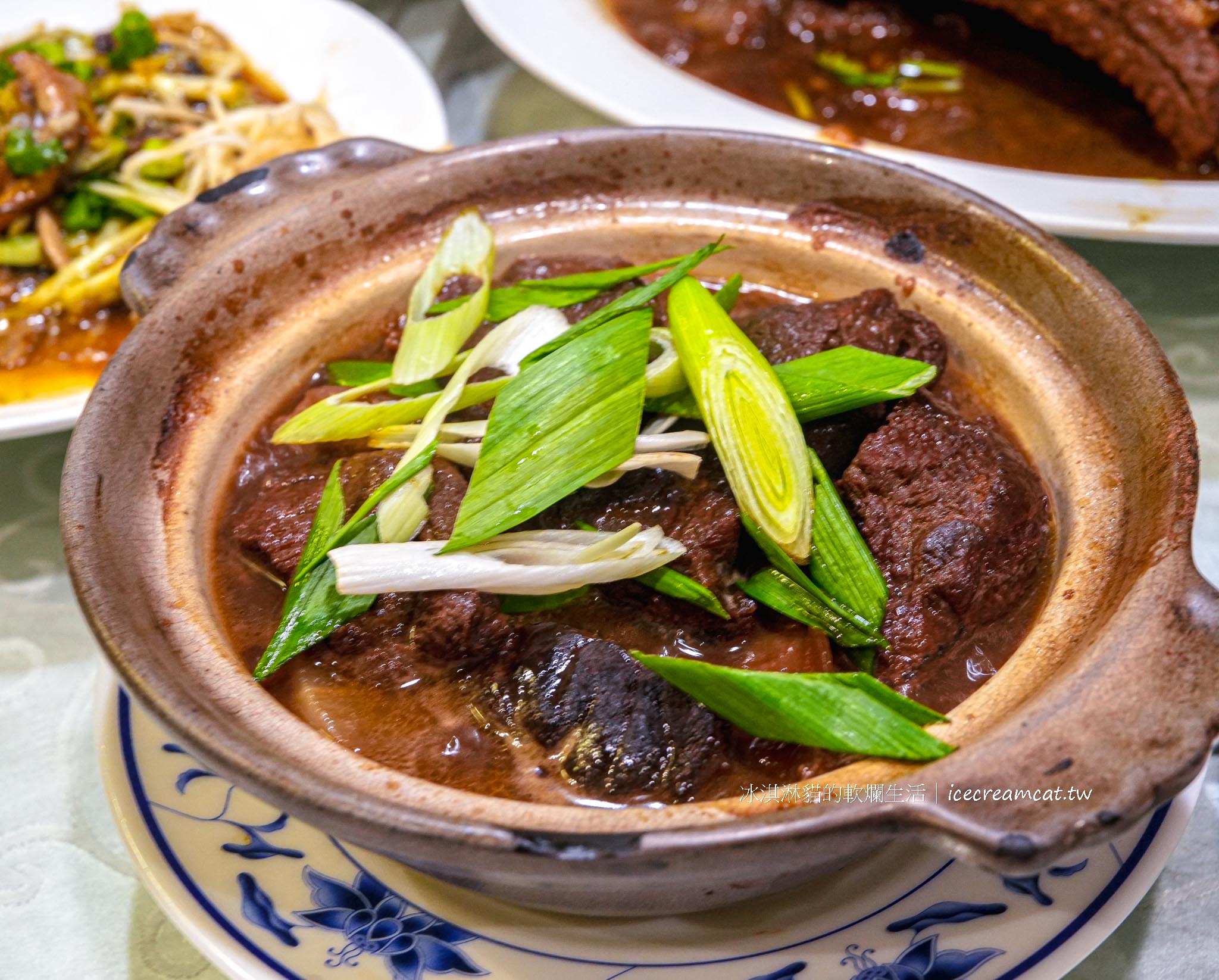 松江南京美食｜蘭姥姥小吃 台北江浙菜餐廳推薦，菜單必點紅蔥烤排 @冰淇淋貓的軟爛生活