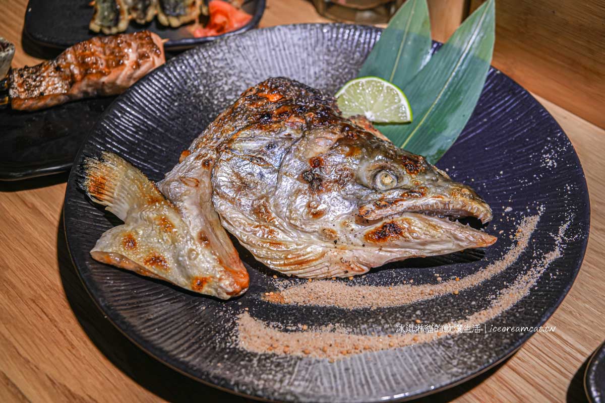 【板前屋炭烤鰻魚飯】台北南港美食 居酒屋必吃無刺鰻魚飯，自養活鰻直送 @冰淇淋貓的軟爛生活