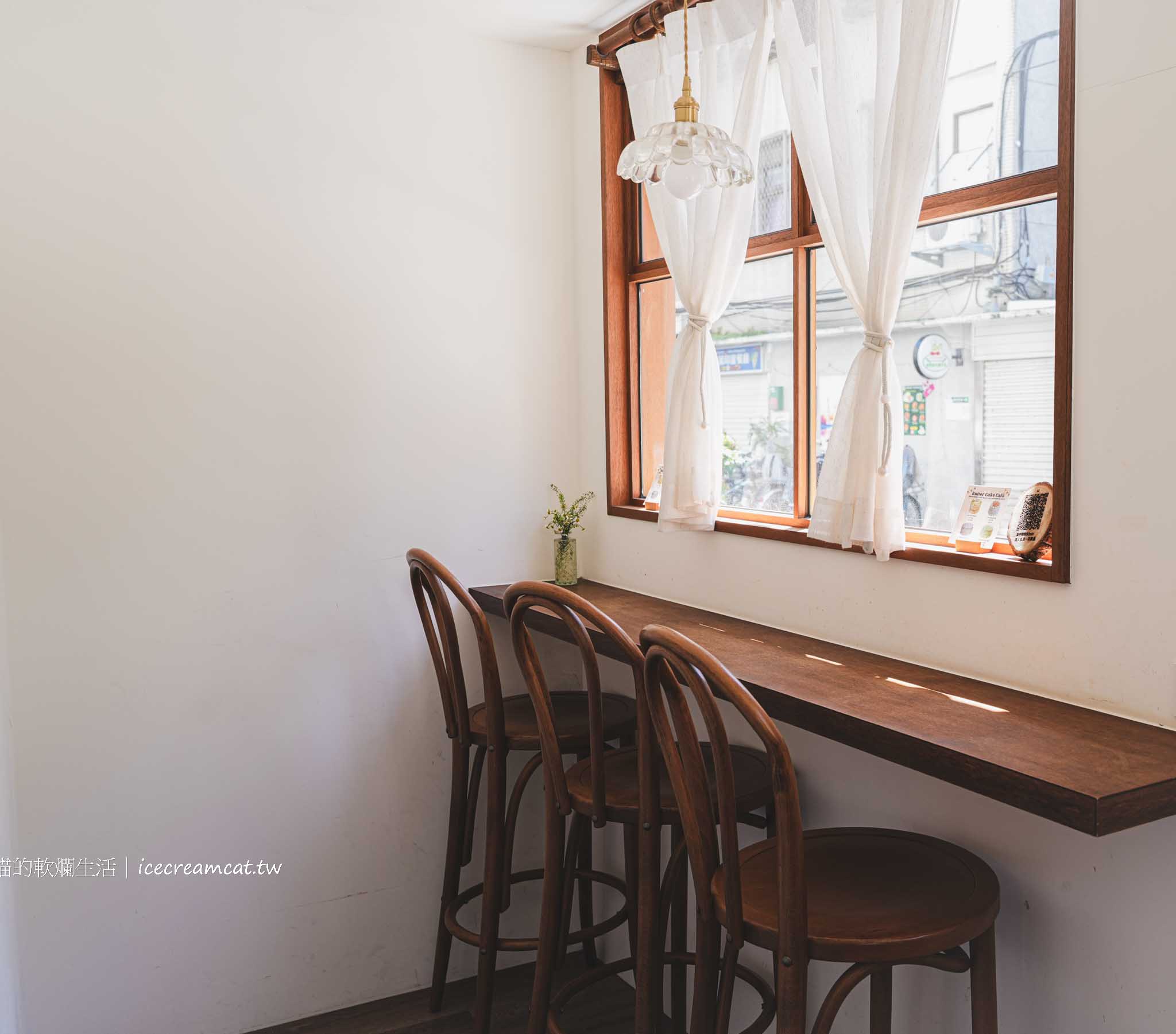 Butter Cake Café 奶油蛋糕咖啡廳｜新店大坪林捷運站甜點下午茶，韓系咖啡廳推薦 @冰淇淋貓的軟爛生活