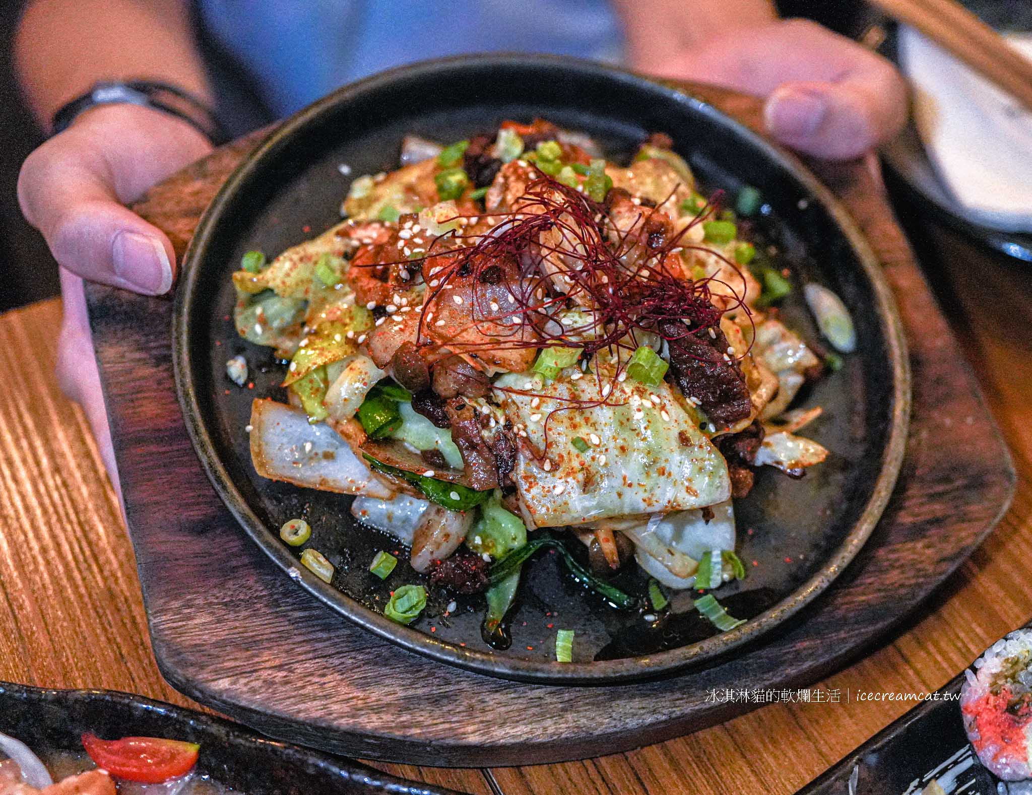 【新竹美食】ABV日式居酒屋新竹關新店｜日式與鐵板料理必吃清單，竹科附近美食推薦 @冰淇淋貓的軟爛生活