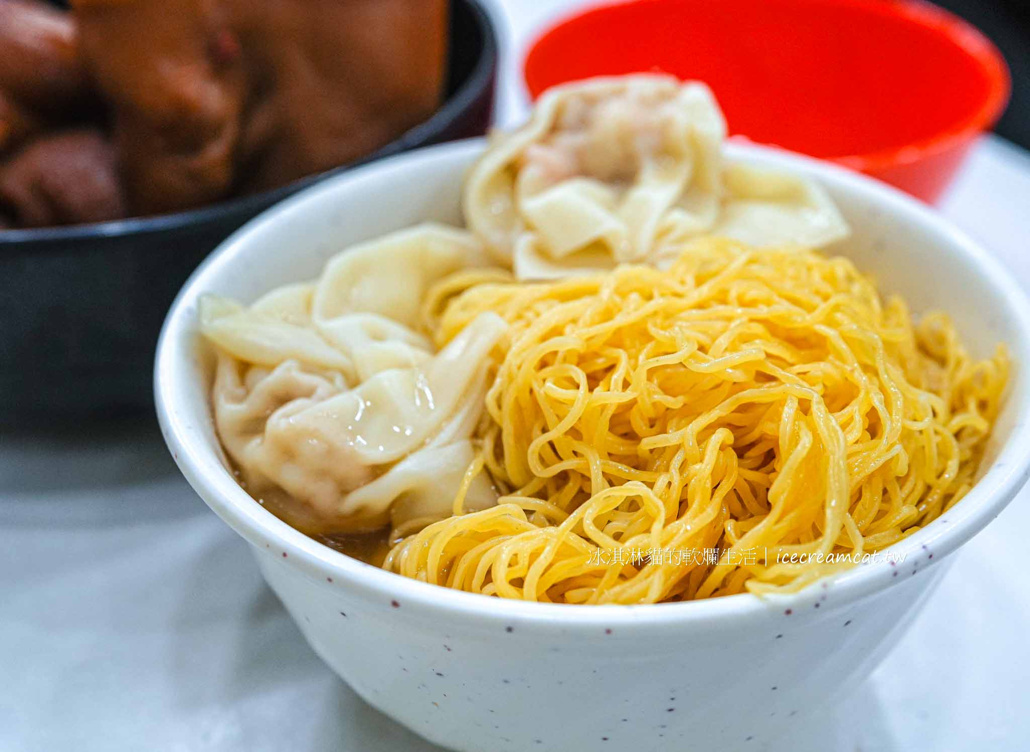 【香港佐敦美食】麥文記麵家 米其林推薦鮮蝦雲吞麵必吃，吃完順逛廟街夜市 @冰淇淋貓的軟爛生活