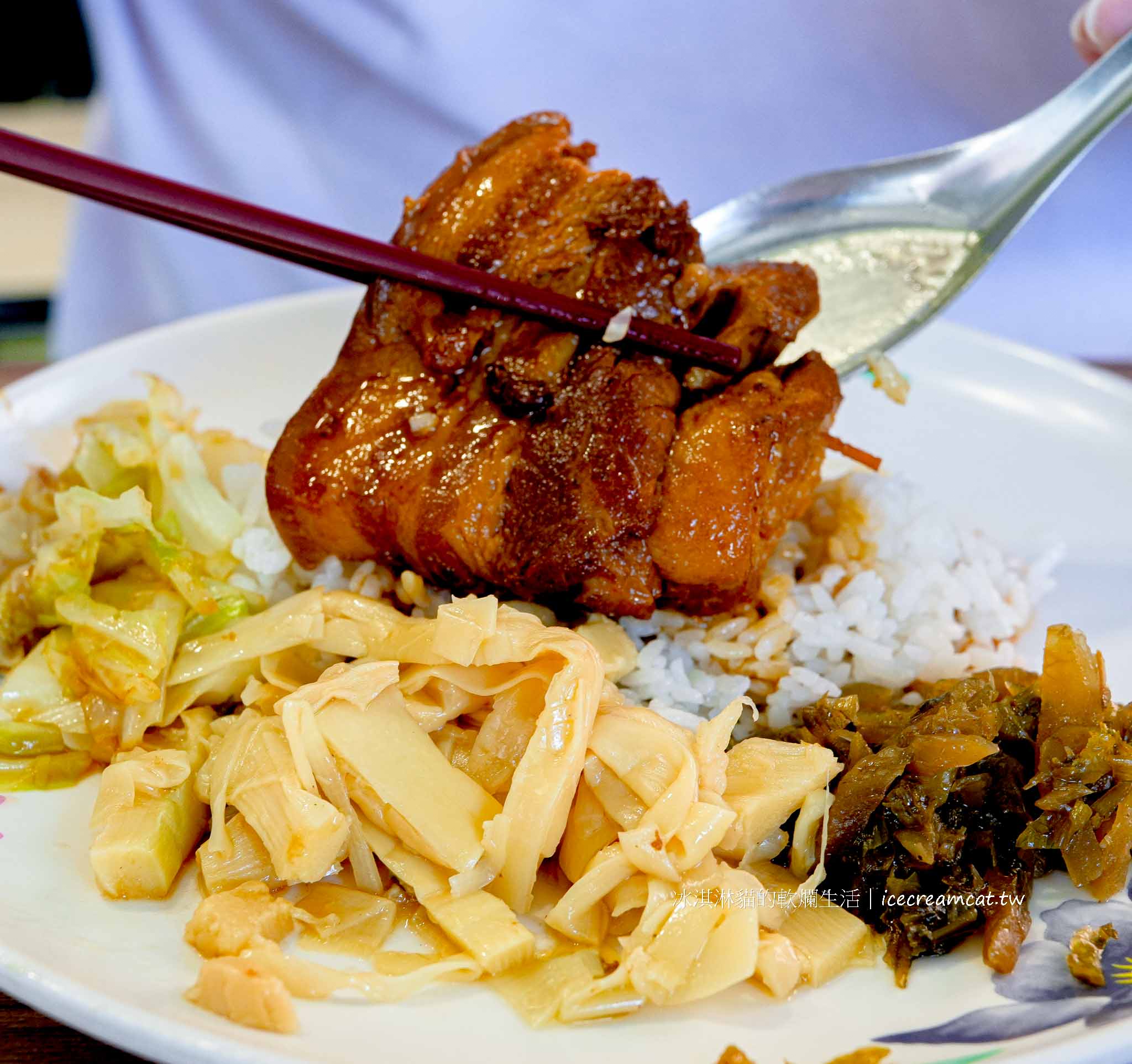 大同區美食｜梅滿美食 搬家新址！2025菜單必吃焢肉飯，圓山站大龍峒小吃 @冰淇淋貓的軟爛生活