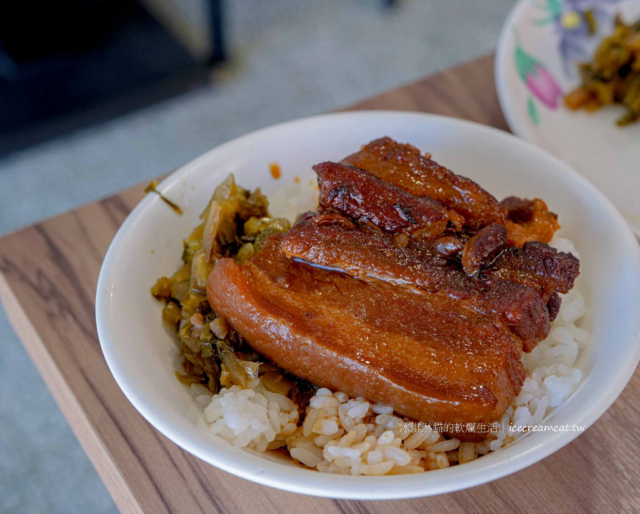 大同區美食｜梅滿美食 搬家新址！2025菜單必吃焢肉飯，圓山站大龍峒小吃 @冰淇淋貓的軟爛生活