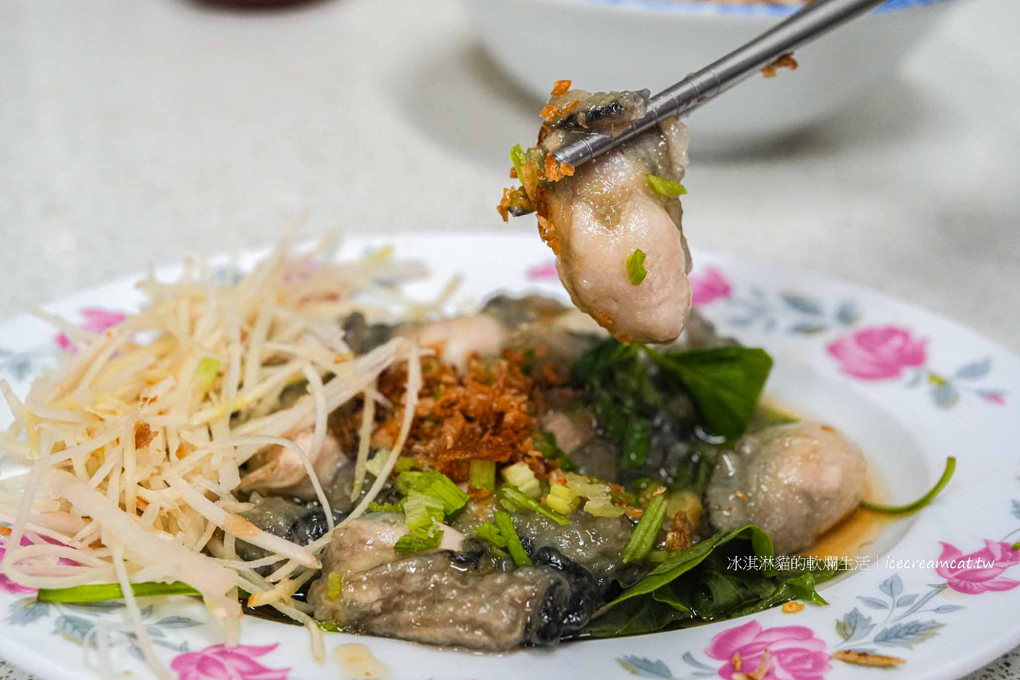 【北投美食】營養蚵仔｜北投中繼市場必吃小吃蚵仔麵線，北投捷運附近美食 @冰淇淋貓的軟爛生活