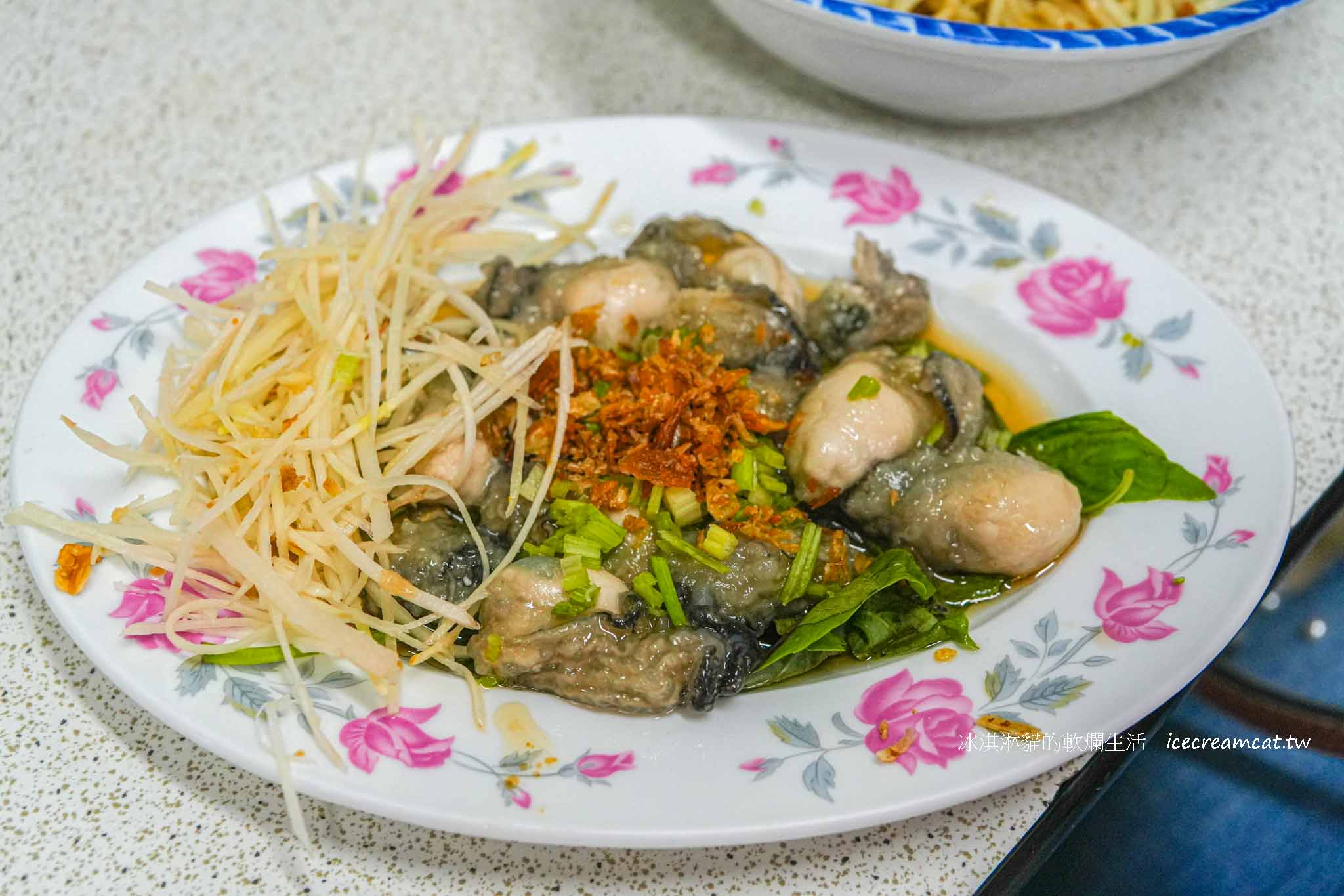 【北投美食】營養蚵仔｜北投中繼市場必吃小吃蚵仔麵線，北投捷運附近美食 @冰淇淋貓的軟爛生活
