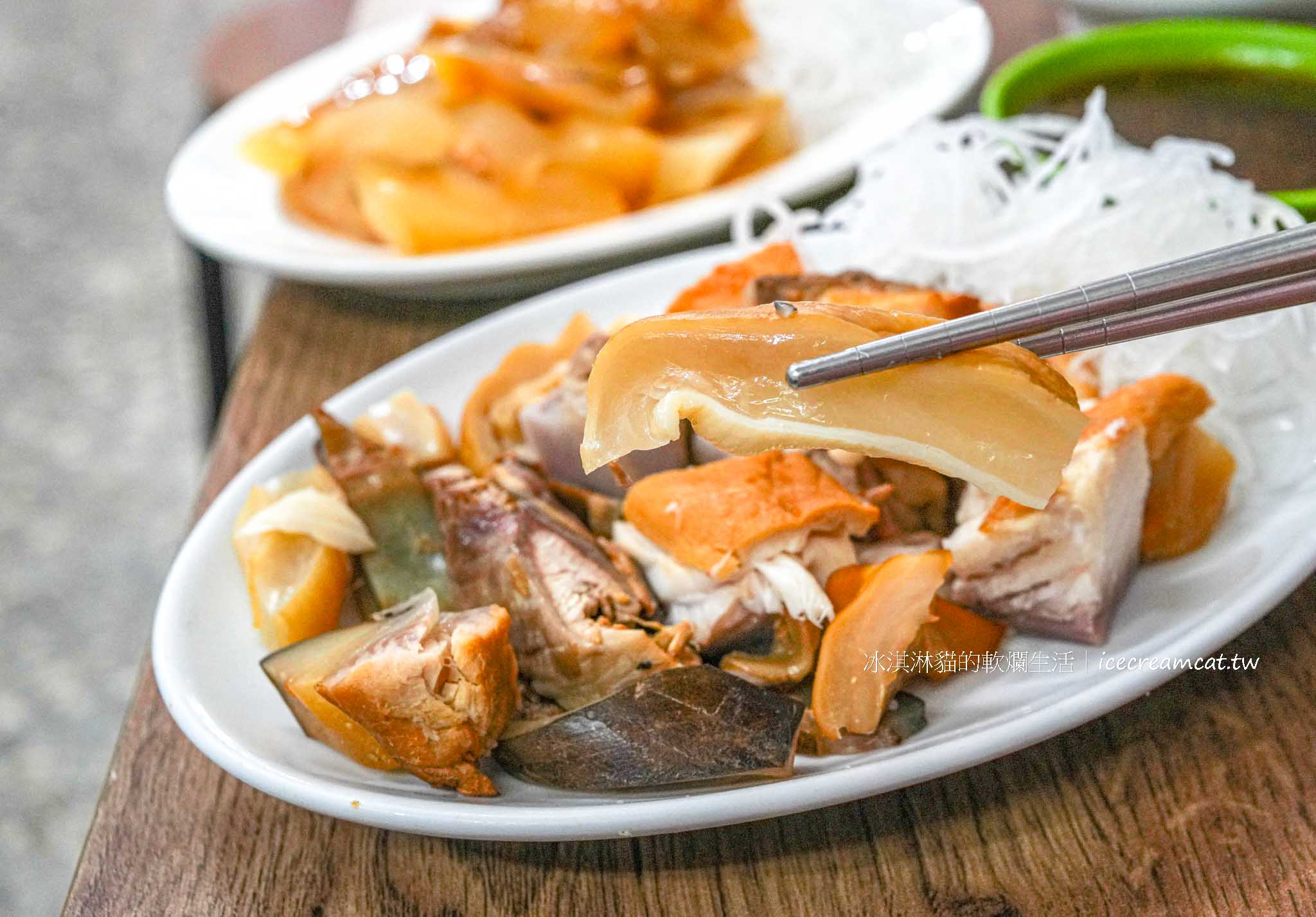 【圓山站美食】柴寮鯊魚煙 台北百年老店 新址在重慶北路，菜單必點鯊魚煙 @冰淇淋貓的軟爛生活