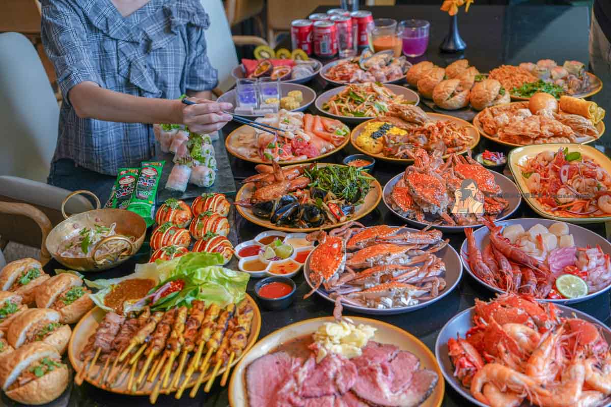 【大直美食】泰市場吃到飽大直英迪格店訂位、價格，台北自助餐推薦(晶華酒店集團) @冰淇淋貓的軟爛生活