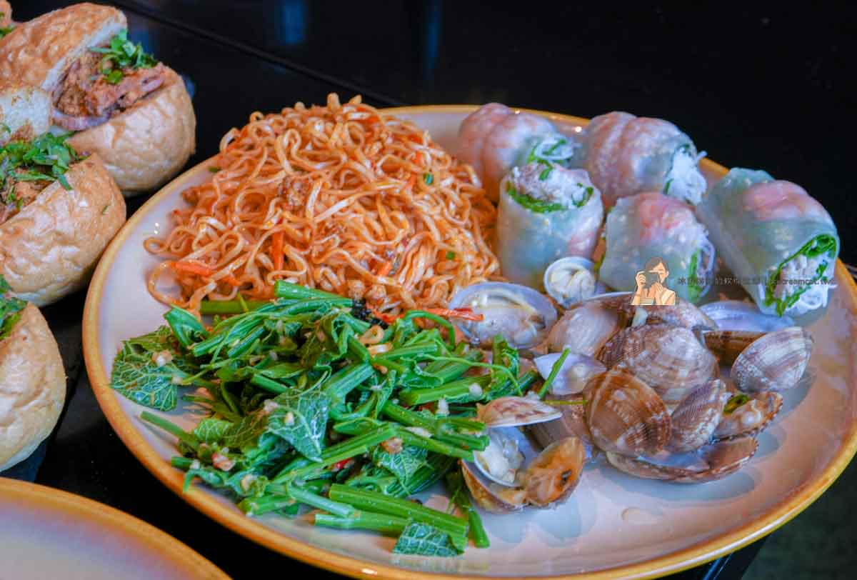 【大直美食】泰市場吃到飽大直英迪格店訂位、價格，台北自助餐推薦(晶華酒店集團) @冰淇淋貓的軟爛生活