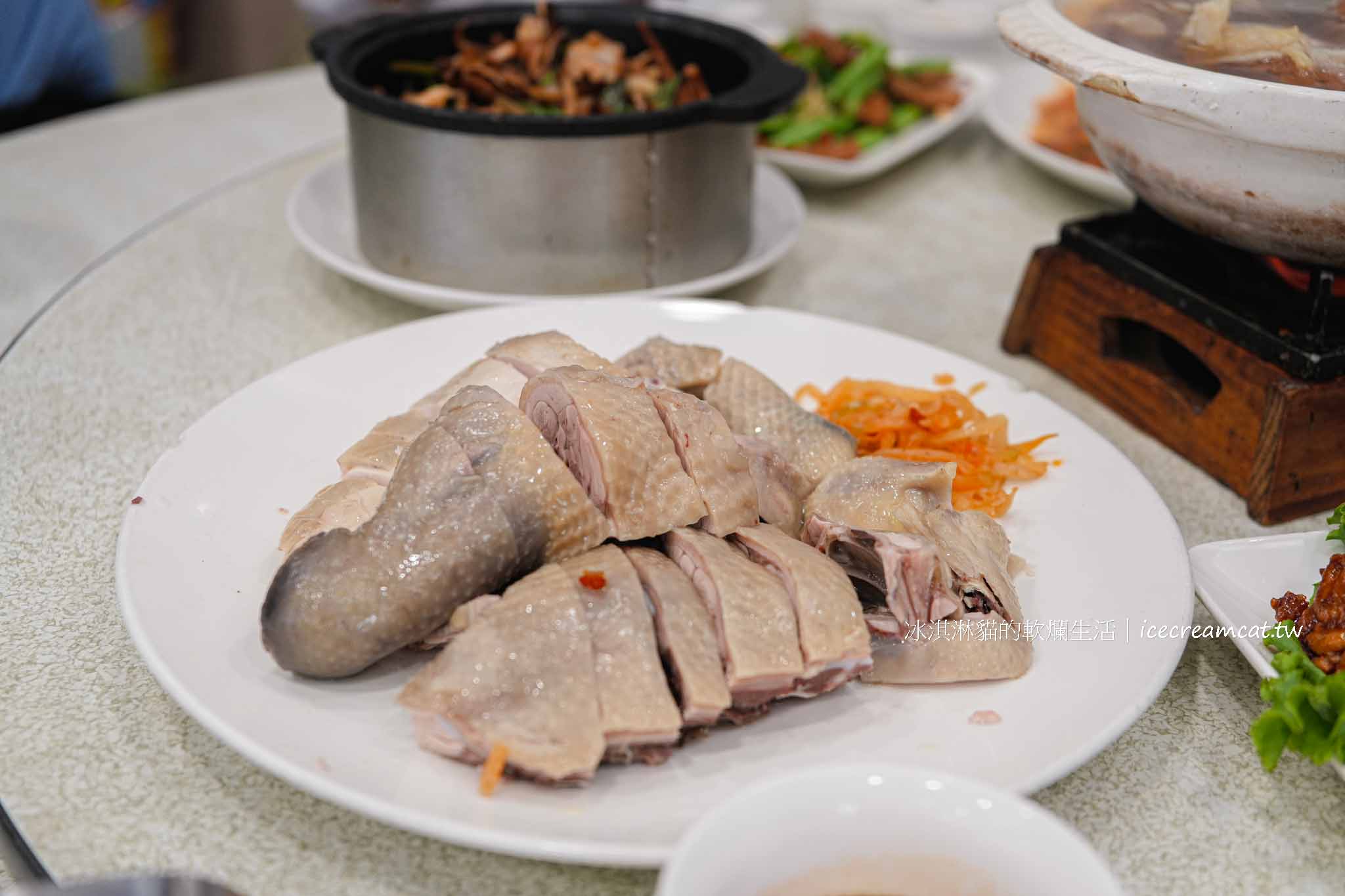 【內湖美食】大湖餐館｜碧湖公園旁30年老字號熱炒店，菜單必點京都排骨 @冰淇淋貓的軟爛生活