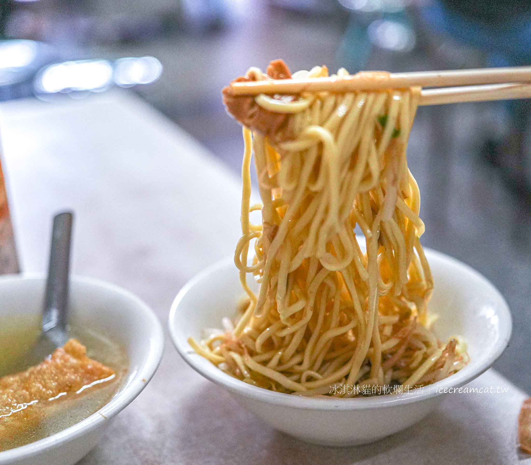 【彰化鹿港美食】林明堂素食麵｜在地人大推豆包捲的素食麵攤，開業40年仍天天排隊！ @冰淇淋貓的軟爛生活