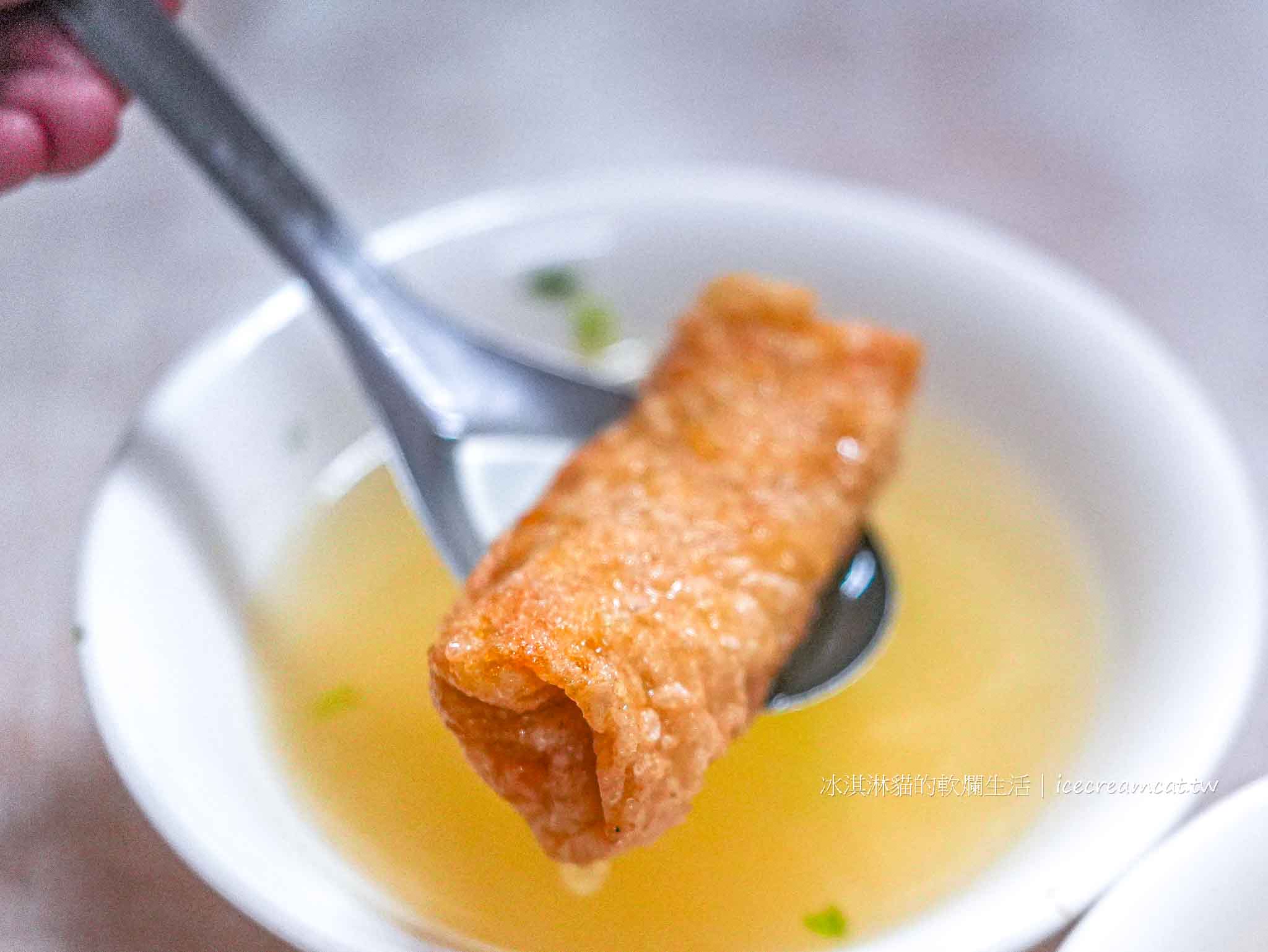 【彰化鹿港美食】林明堂素食麵｜在地人大推豆包捲的素食麵攤，開業40年仍天天排隊！ @冰淇淋貓的軟爛生活