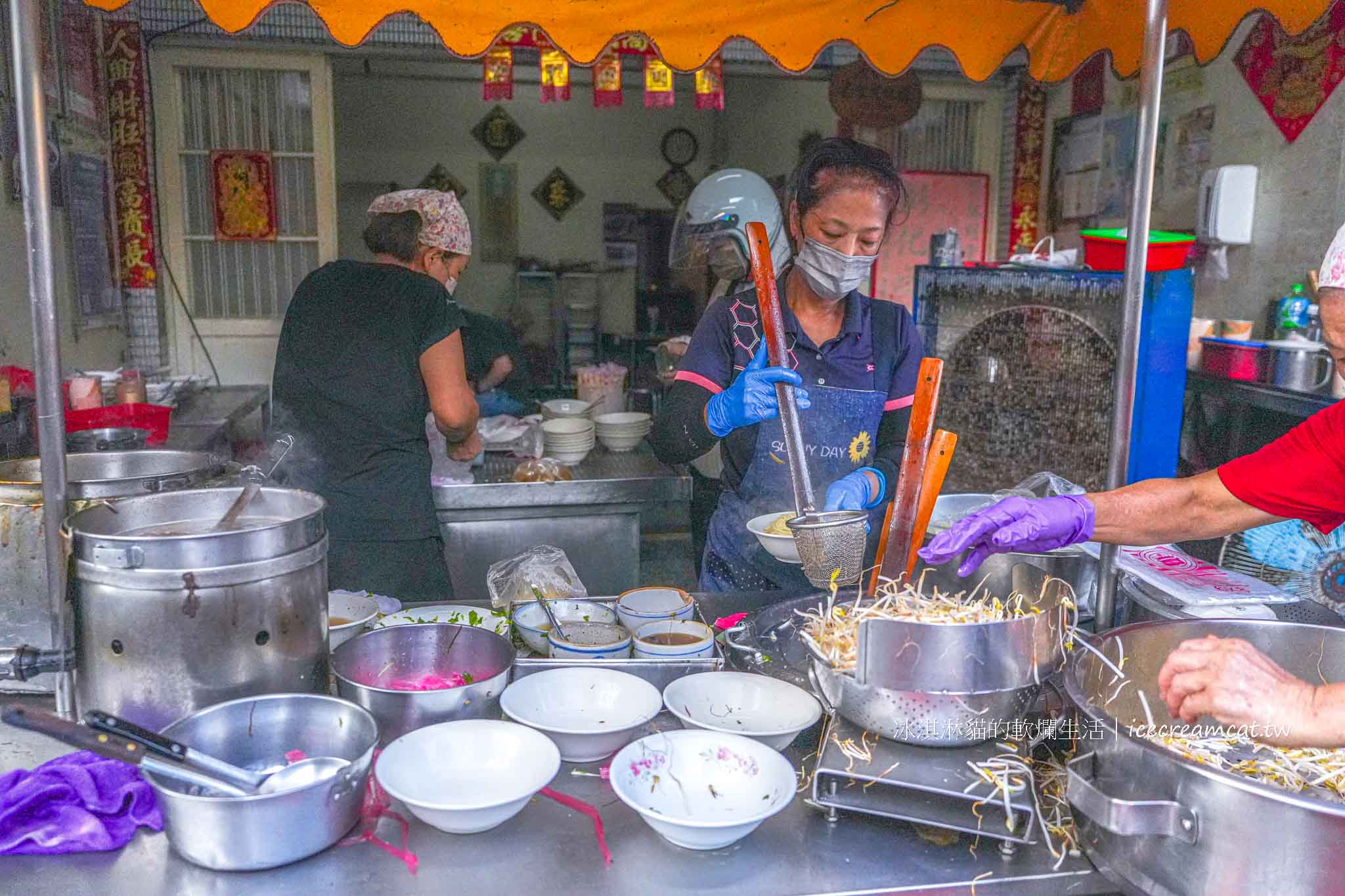 【彰化鹿港美食】林明堂素食麵｜在地人大推豆包捲的素食麵攤，開業40年仍天天排隊！ @冰淇淋貓的軟爛生活