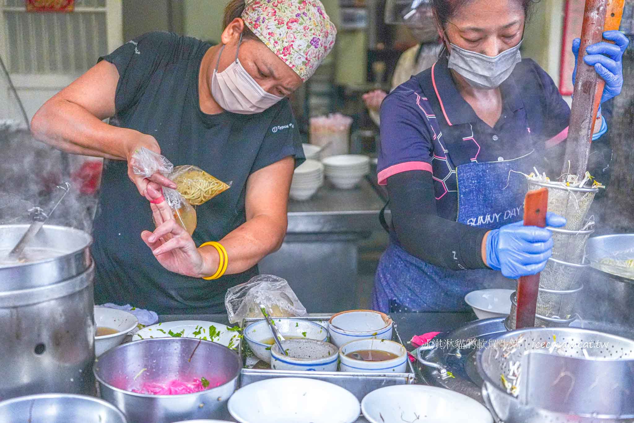【彰化鹿港美食】林明堂素食麵｜在地人大推豆包捲的素食麵攤，開業40年仍天天排隊！ @冰淇淋貓的軟爛生活