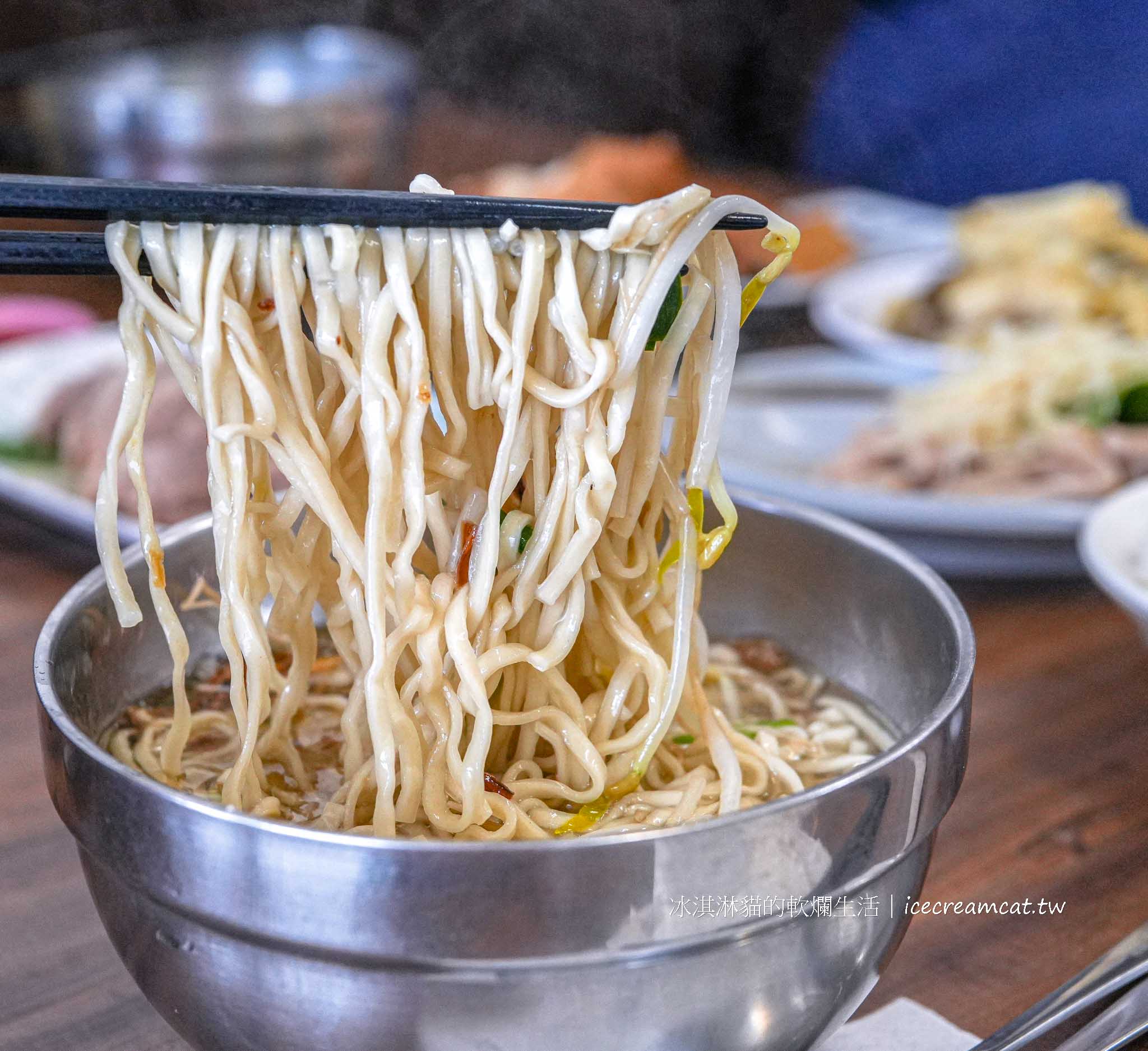 【北投石牌美食】313鵝肉擔菜單必點滷肉飯、鵝腸，石牌明德捷運站排隊小吃 @冰淇淋貓的軟爛生活