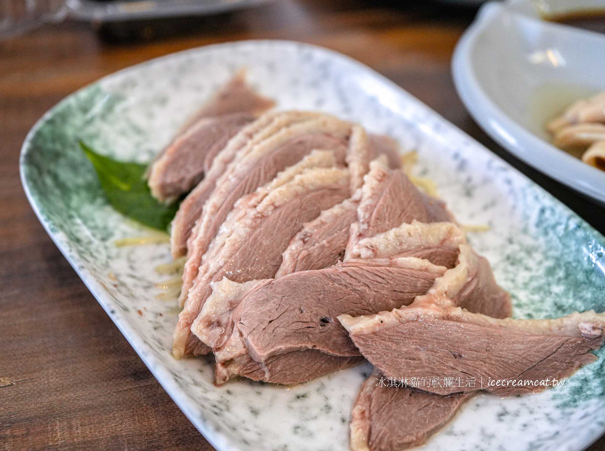 【北投石牌美食】313鵝肉擔菜單必點滷肉飯、鵝腸，石牌明德捷運站排隊小吃 @冰淇淋貓的軟爛生活