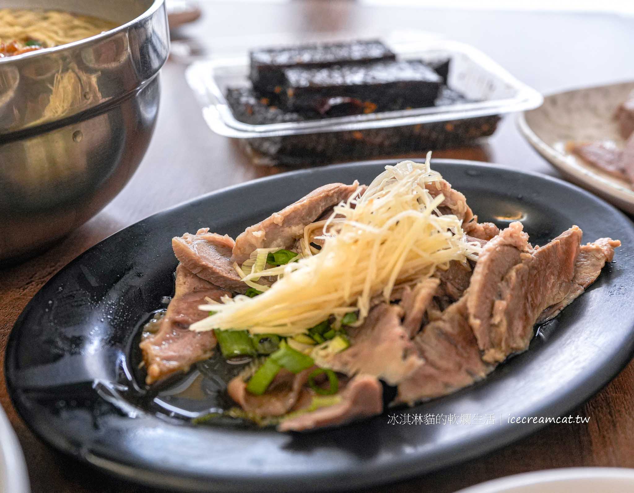 【北投石牌美食】313鵝肉擔菜單必點滷肉飯、鵝腸，石牌明德捷運站排隊小吃 @冰淇淋貓的軟爛生活