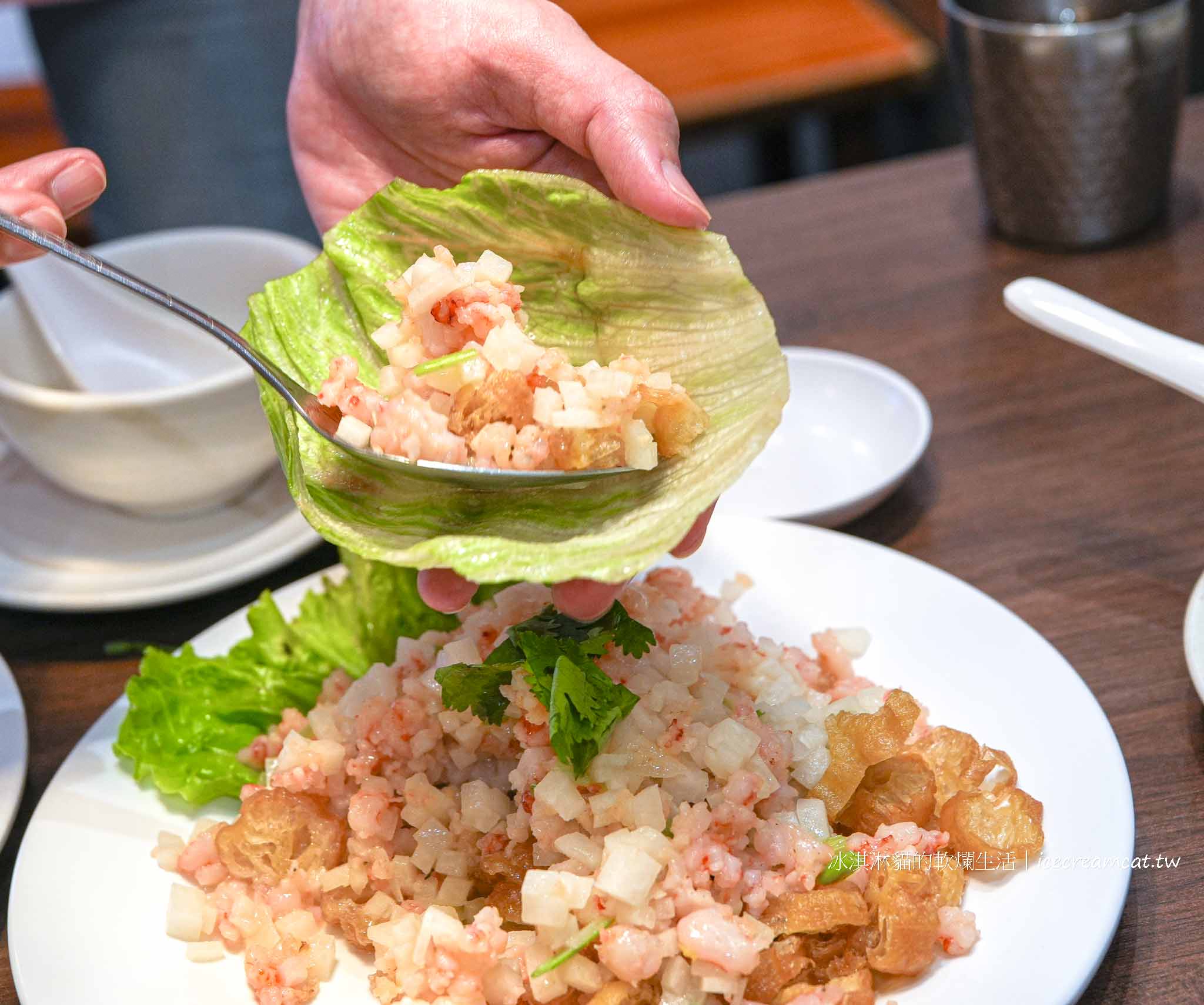 【新店美食】山東小館合菜餐廳，米其林必比登推薦酸菜白肉鍋 小碧潭站美食 @冰淇淋貓的軟爛生活