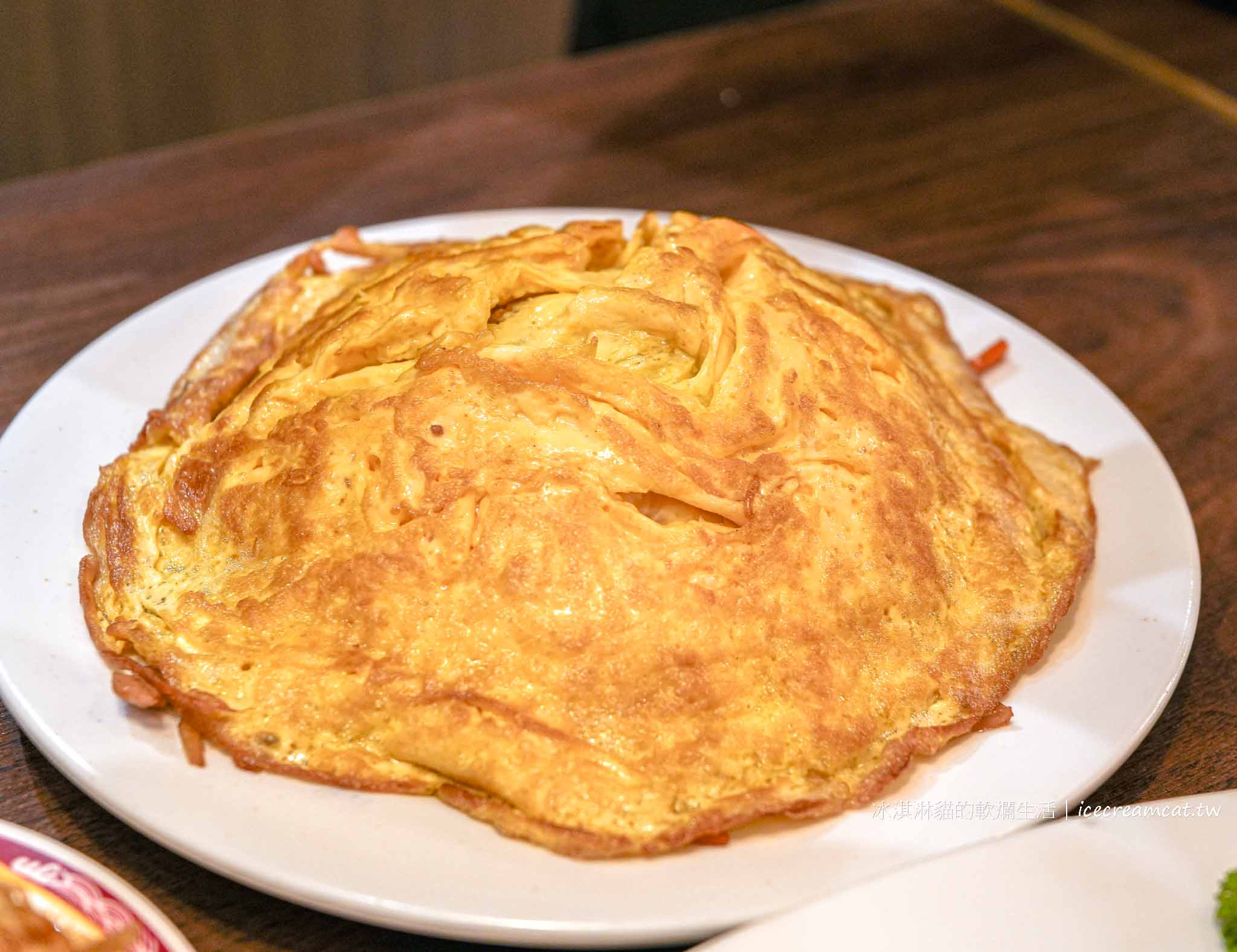 【新店美食】山東小館合菜餐廳，米其林必比登推薦酸菜白肉鍋 小碧潭站美食 @冰淇淋貓的軟爛生活