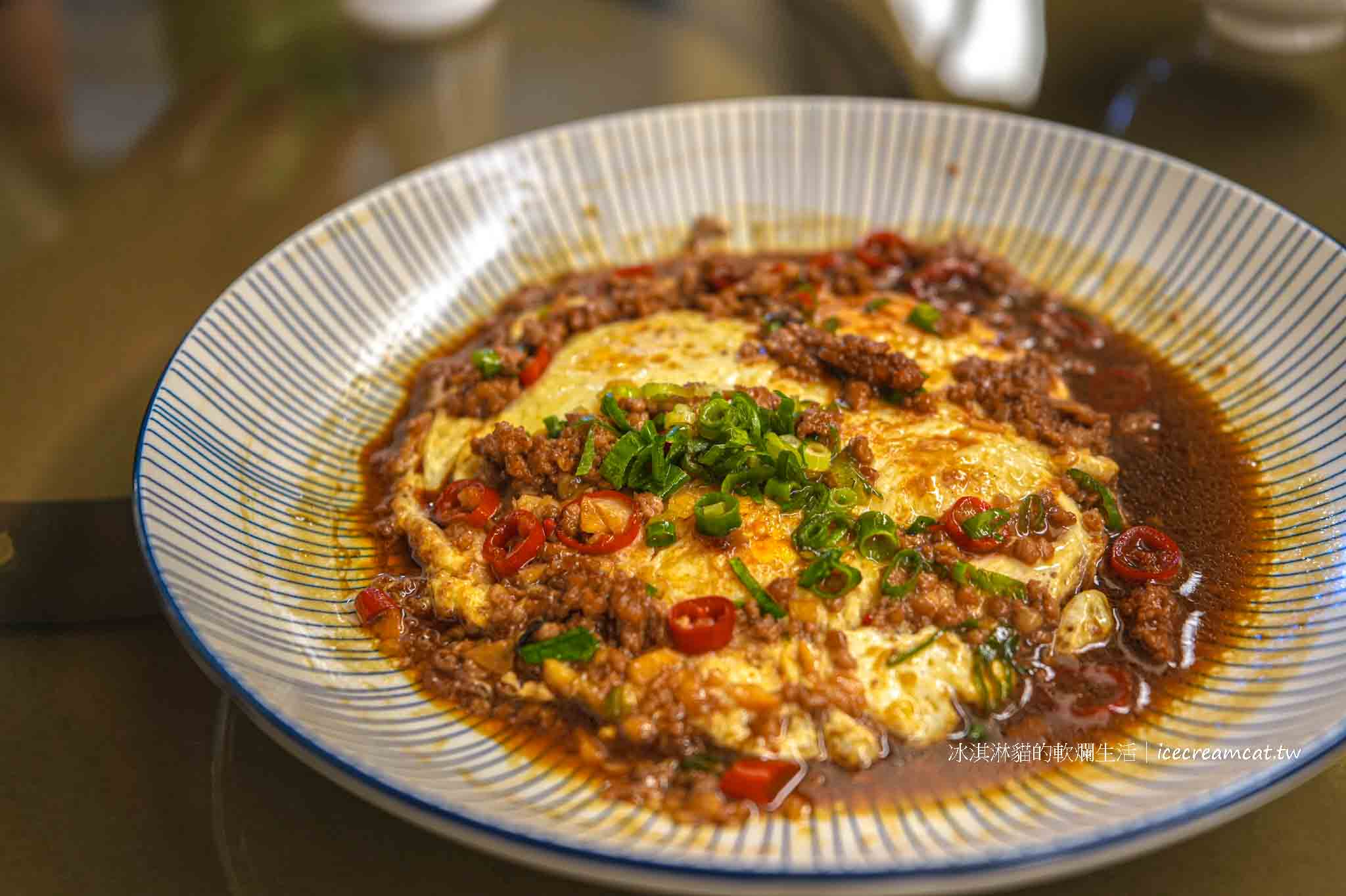 【內湖餐廳】六品小館內湖店|台北40年江浙合菜餐廳,必點豆干肉絲 @冰淇淋貓的軟爛生活 【內湖餐廳】六品小館內湖店|台北40年江浙合菜餐廳,必點豆干肉絲 @冰淇淋貓的軟爛生活