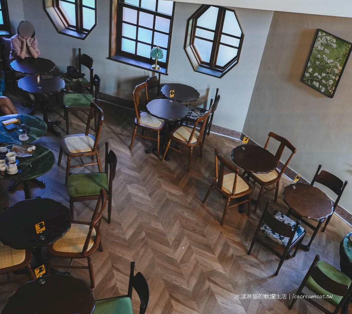 青雲Misty|青雲閣萬華百年古蹟茶館,平日不限時咖啡廳,夜晚變身餐酒館 @冰淇淋貓的軟爛生活 青雲Misty|青雲閣萬華百年古蹟茶館,平日不限時咖啡廳,夜晚變身餐酒館 @冰淇淋貓的軟爛生活