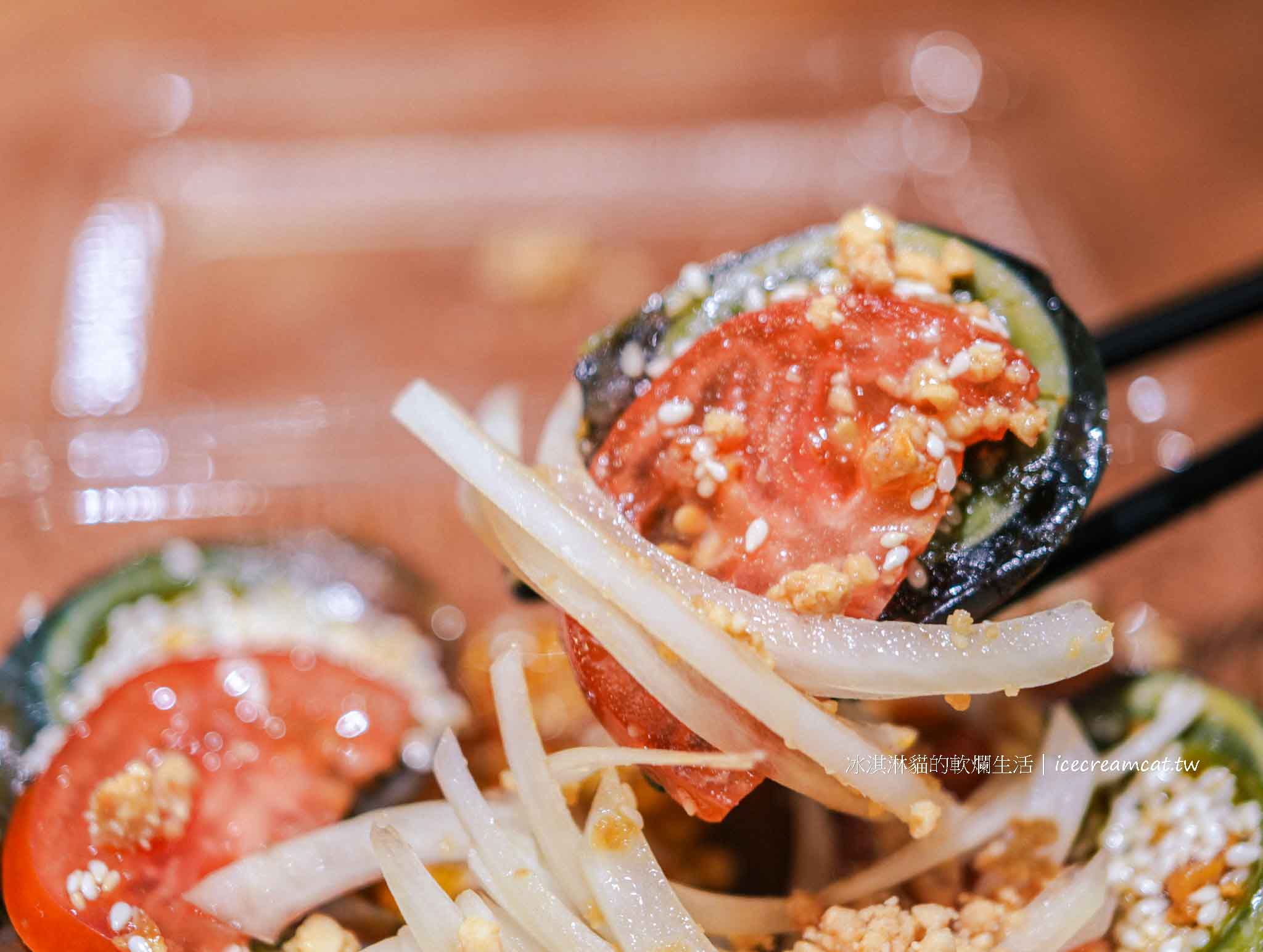 版納傣味【桃園中壢美食】忠貞市場雲南米干推薦,在地人都愛的雲南小吃 @冰淇淋貓的軟爛生活 版納傣味【桃園中壢美食】忠貞市場雲南米干推薦,在地人都愛的雲南小吃 @冰淇淋貓的軟爛生活